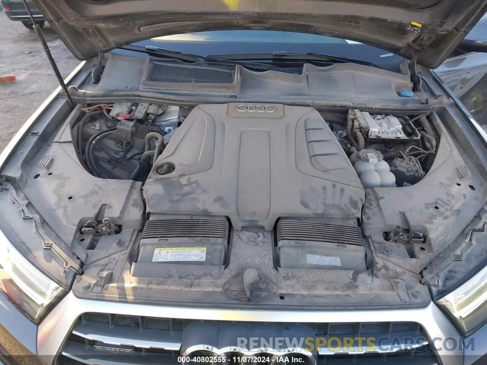 10 Photograph of a damaged car WA1LHAF73KD022807 AUDI Q7 2019