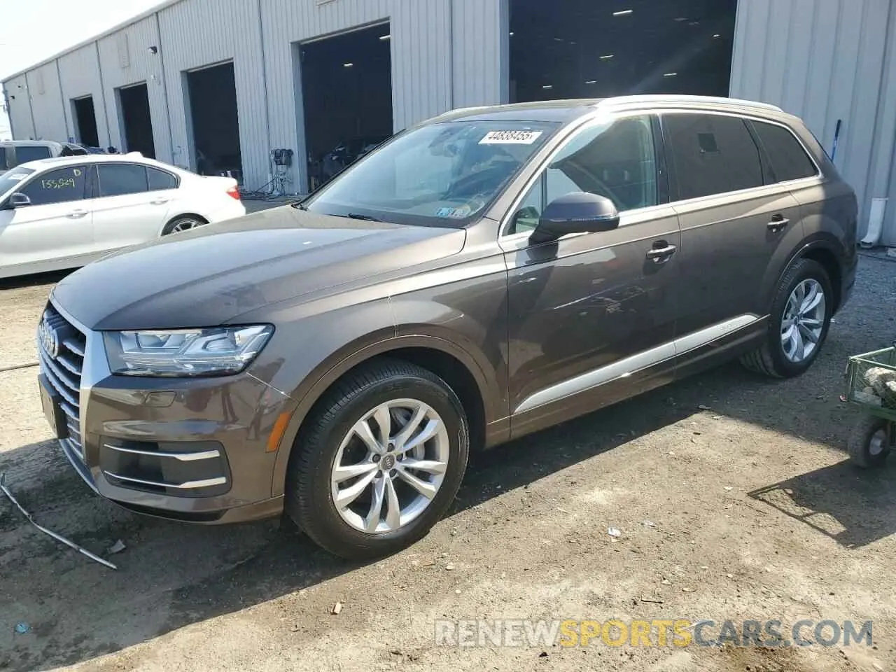 1 Фотография поврежденного автомобиля WA1LHAF73KD038831 AUDI Q7 2019