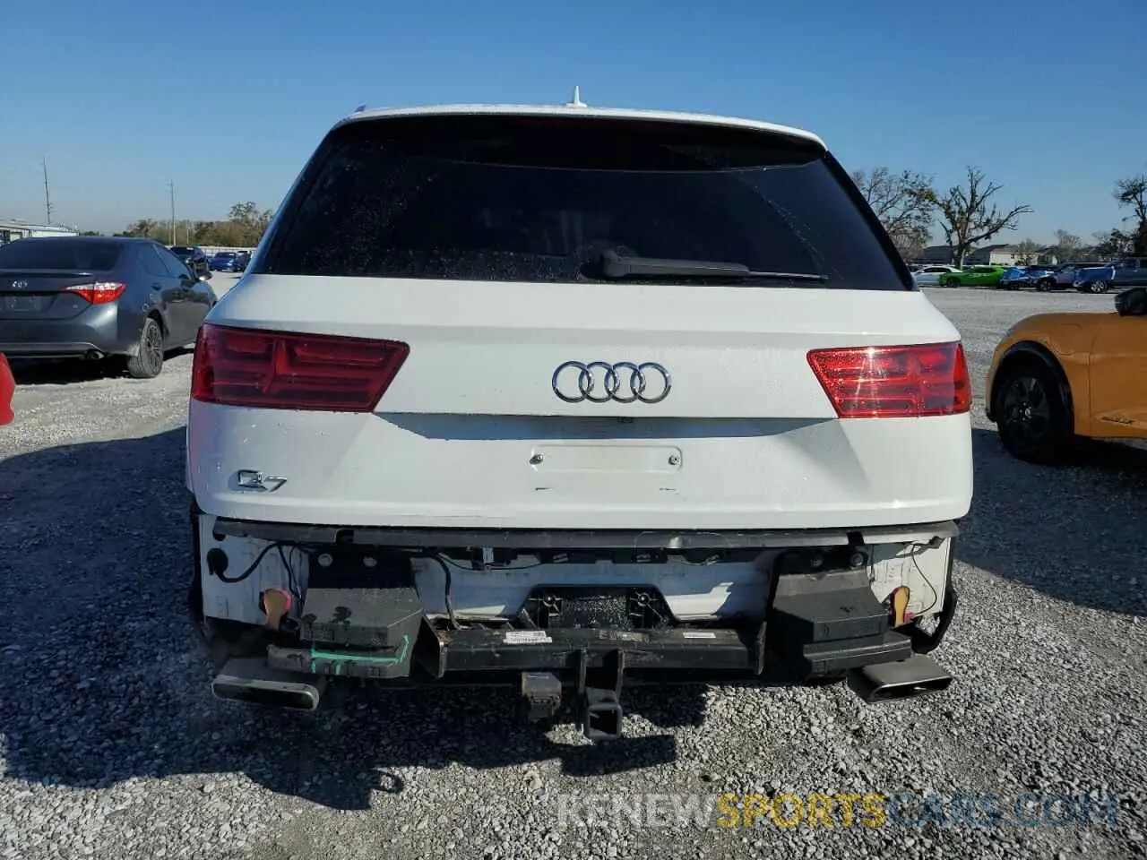 6 Фотография поврежденного автомобиля WA1LHAF74KD026218 AUDI Q7 2019