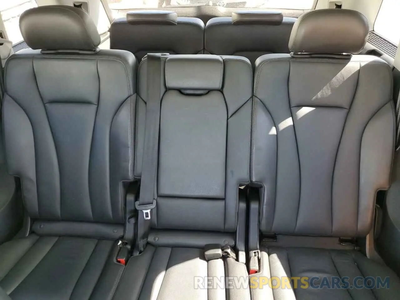 10 Фотография поврежденного автомобиля WA1LHAF75KD025255 AUDI Q7 2019
