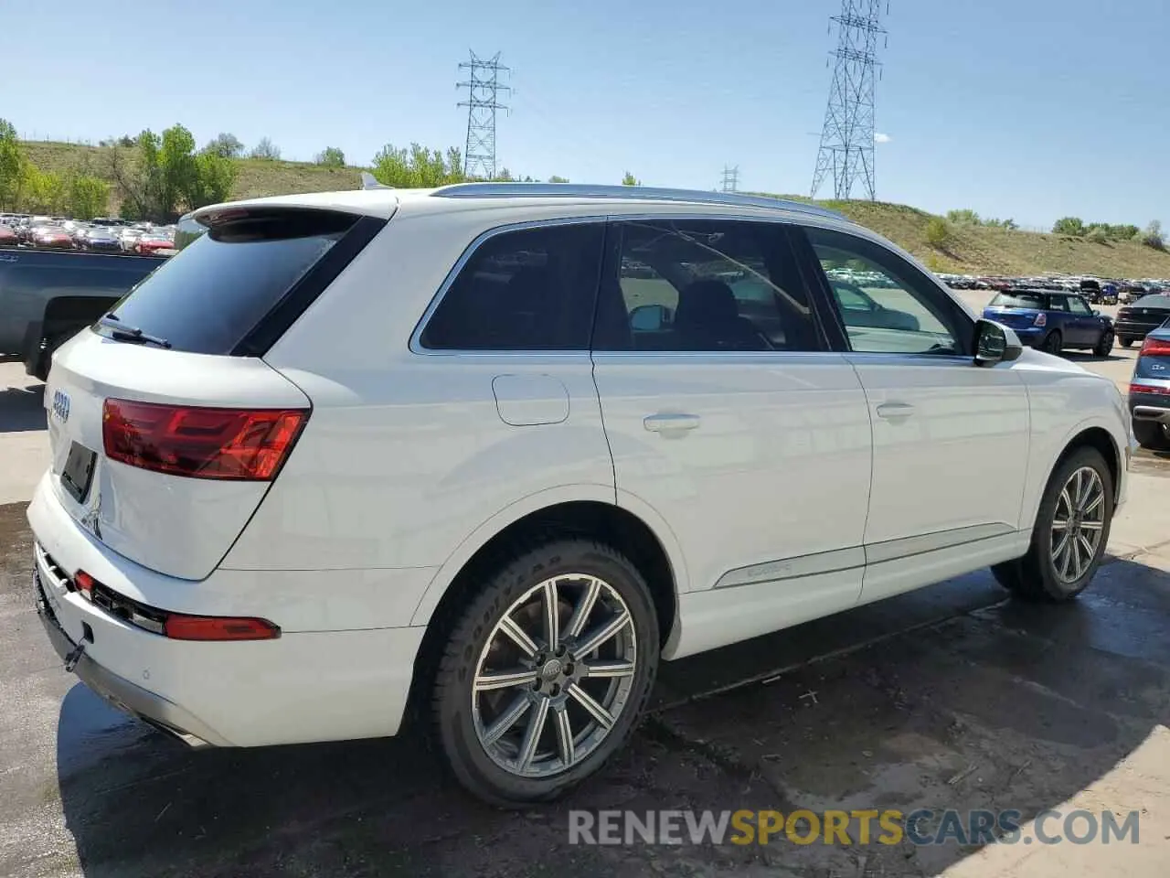 3 Фотография поврежденного автомобиля WA1LHAF75KD025255 AUDI Q7 2019