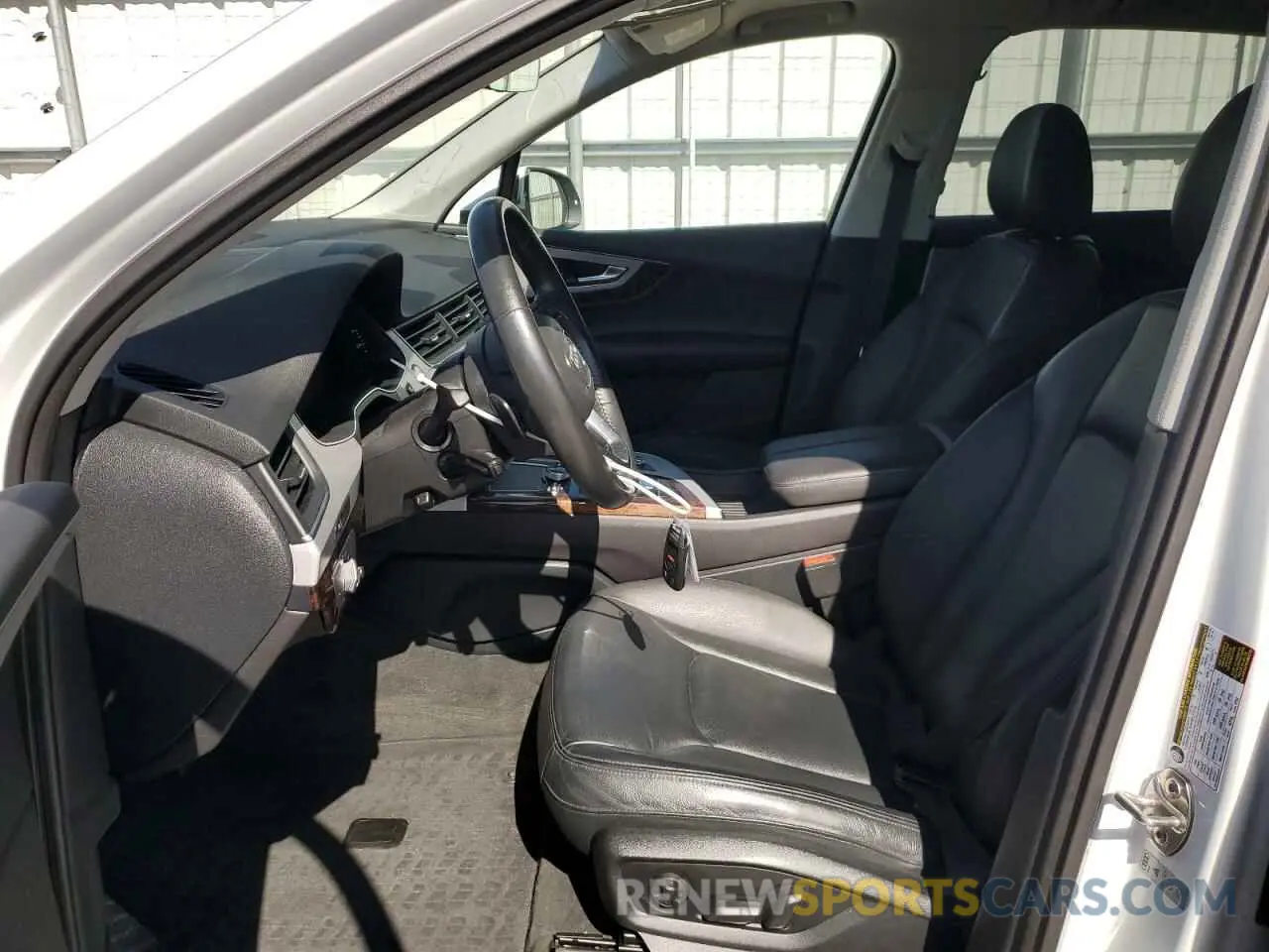 7 Фотография поврежденного автомобиля WA1LHAF75KD025255 AUDI Q7 2019