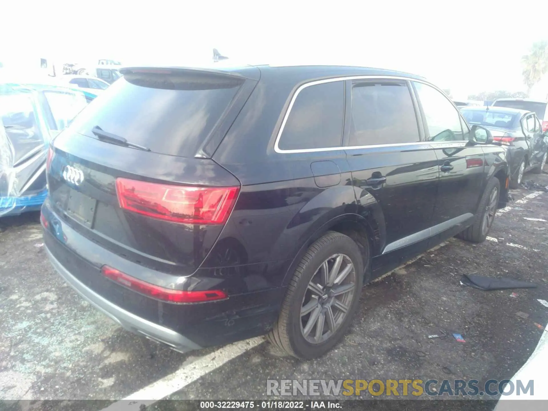 4 Photograph of a damaged car WA1LHAF75KD028026 AUDI Q7 2019