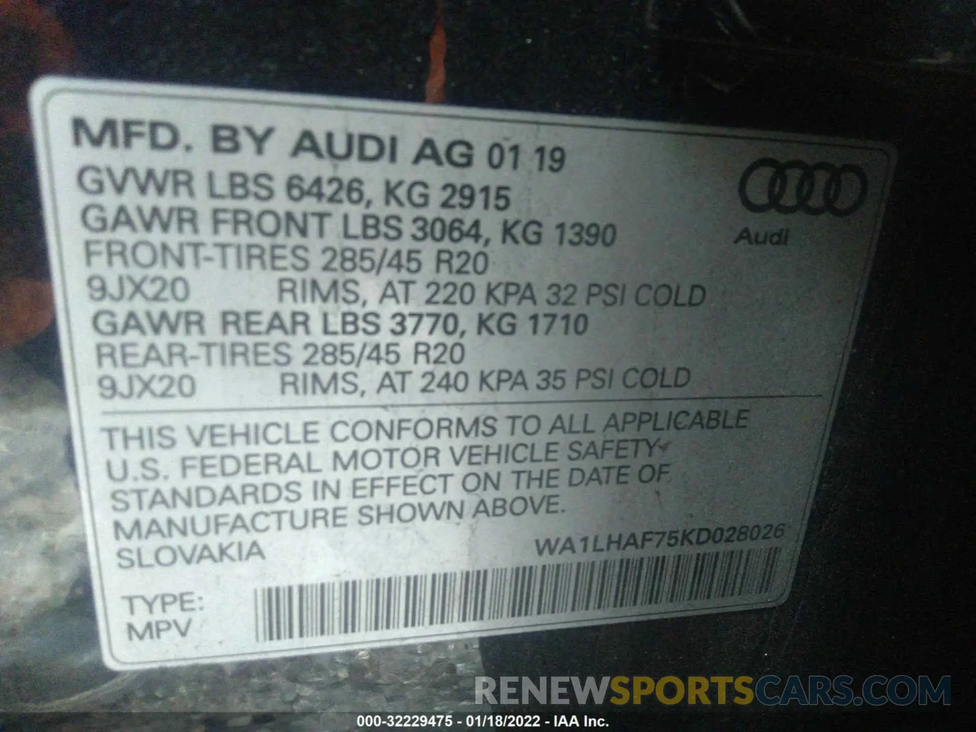 9 Photograph of a damaged car WA1LHAF75KD028026 AUDI Q7 2019