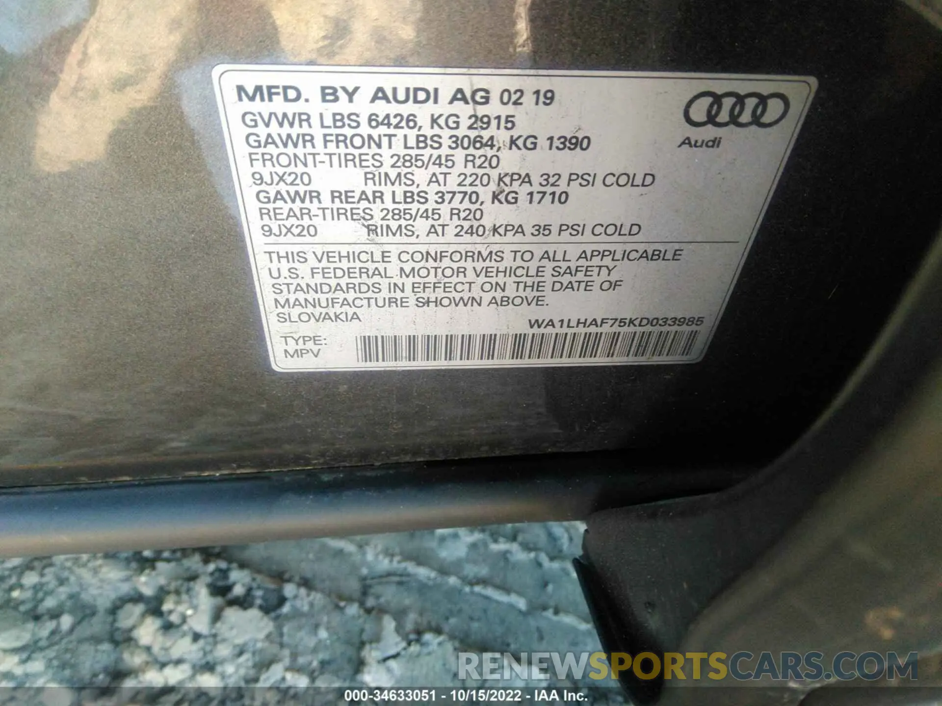 9 Photograph of a damaged car WA1LHAF75KD033985 AUDI Q7 2019