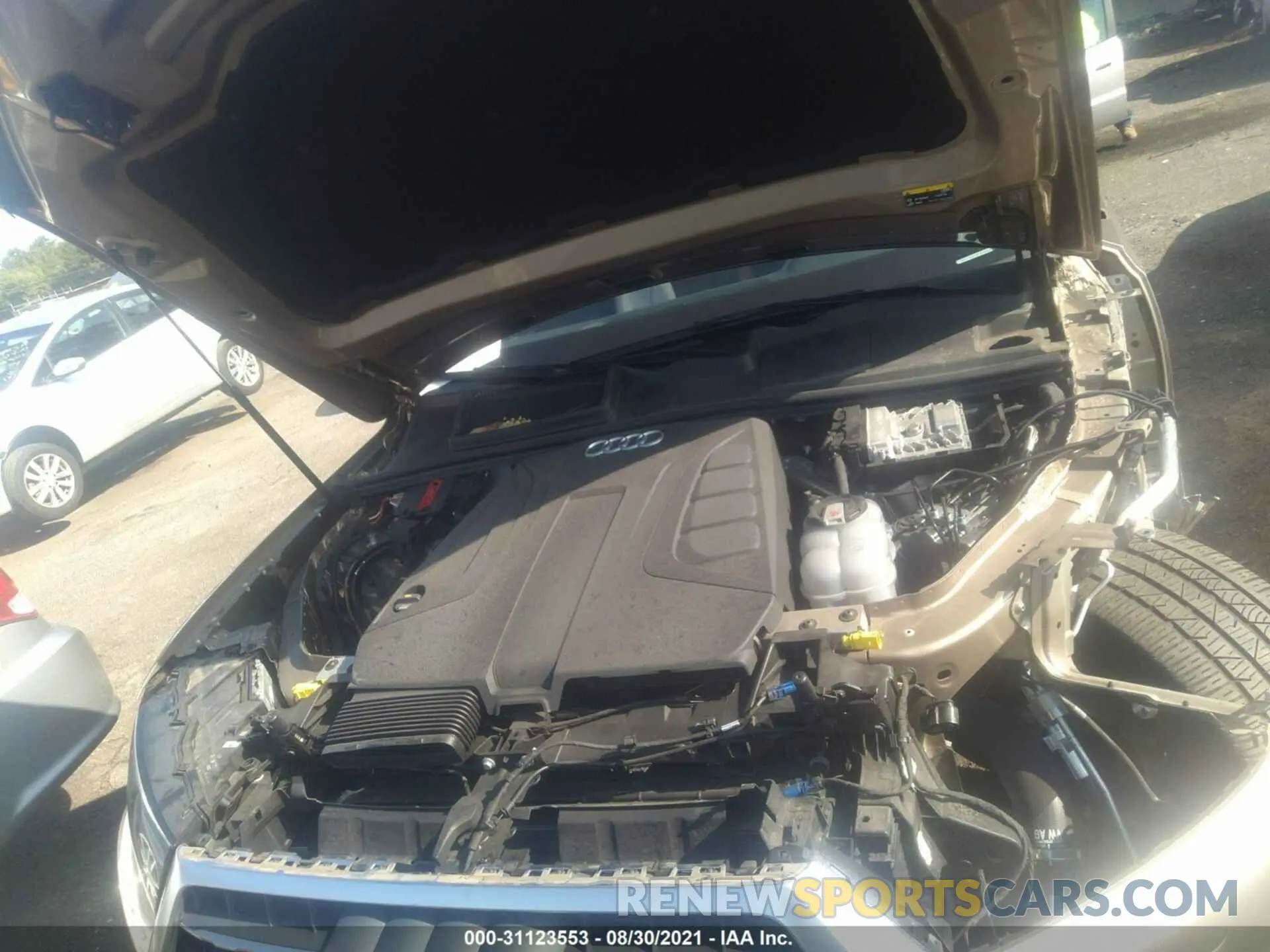 10 Photograph of a damaged car WA1LHAF76KD038600 AUDI Q7 2019