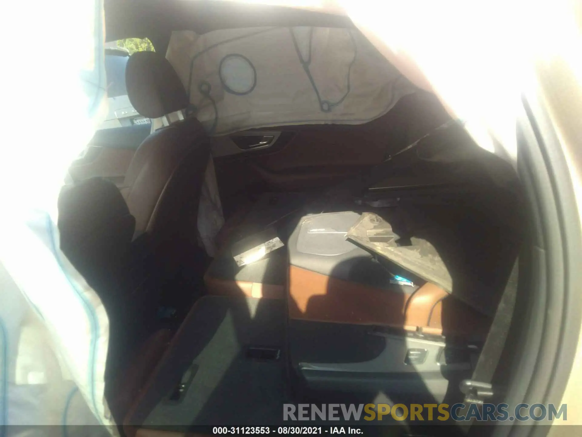 8 Photograph of a damaged car WA1LHAF76KD038600 AUDI Q7 2019