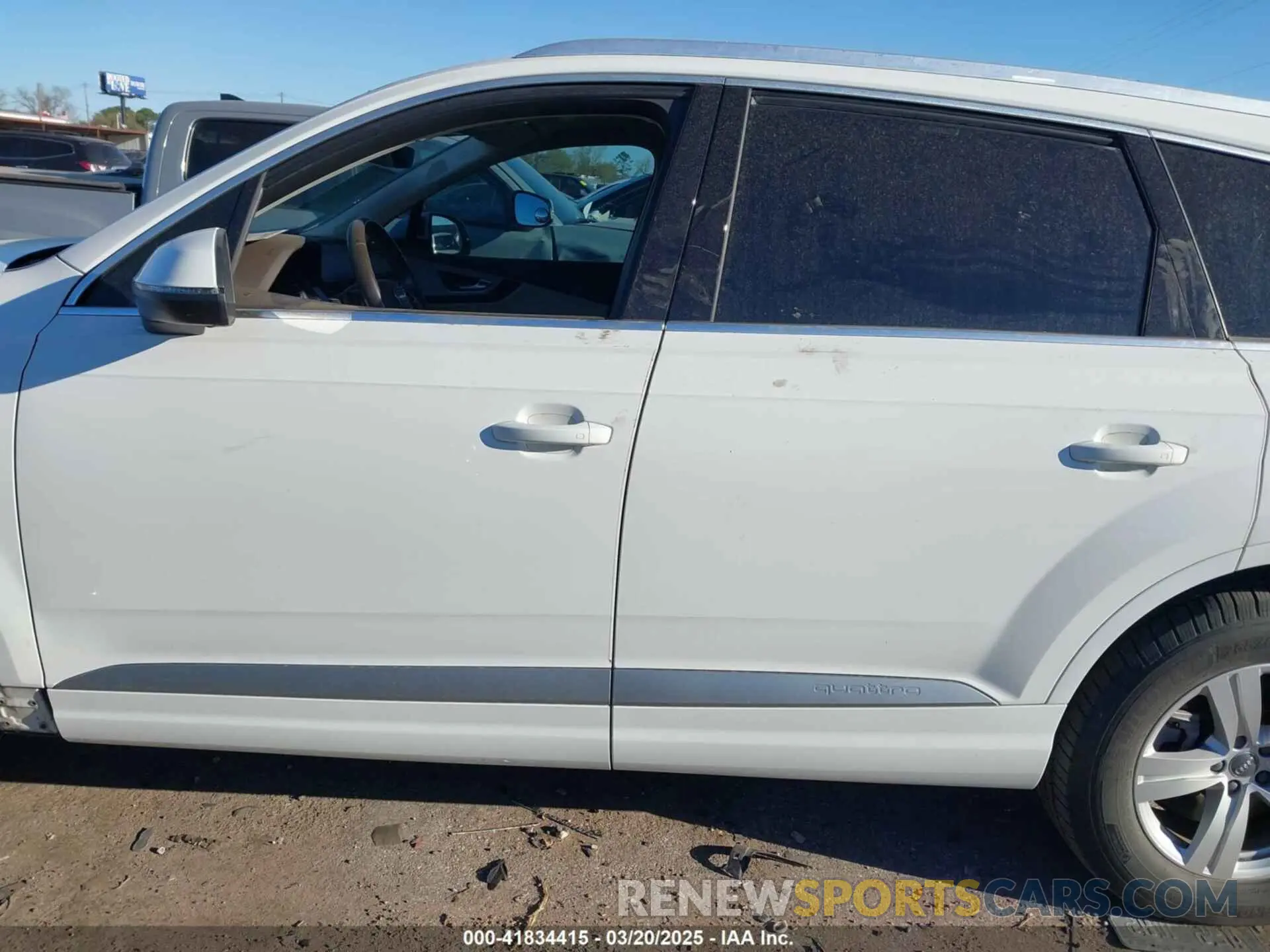 15 Photograph of a damaged car WA1LHAF77KD026200 AUDI Q7 2019