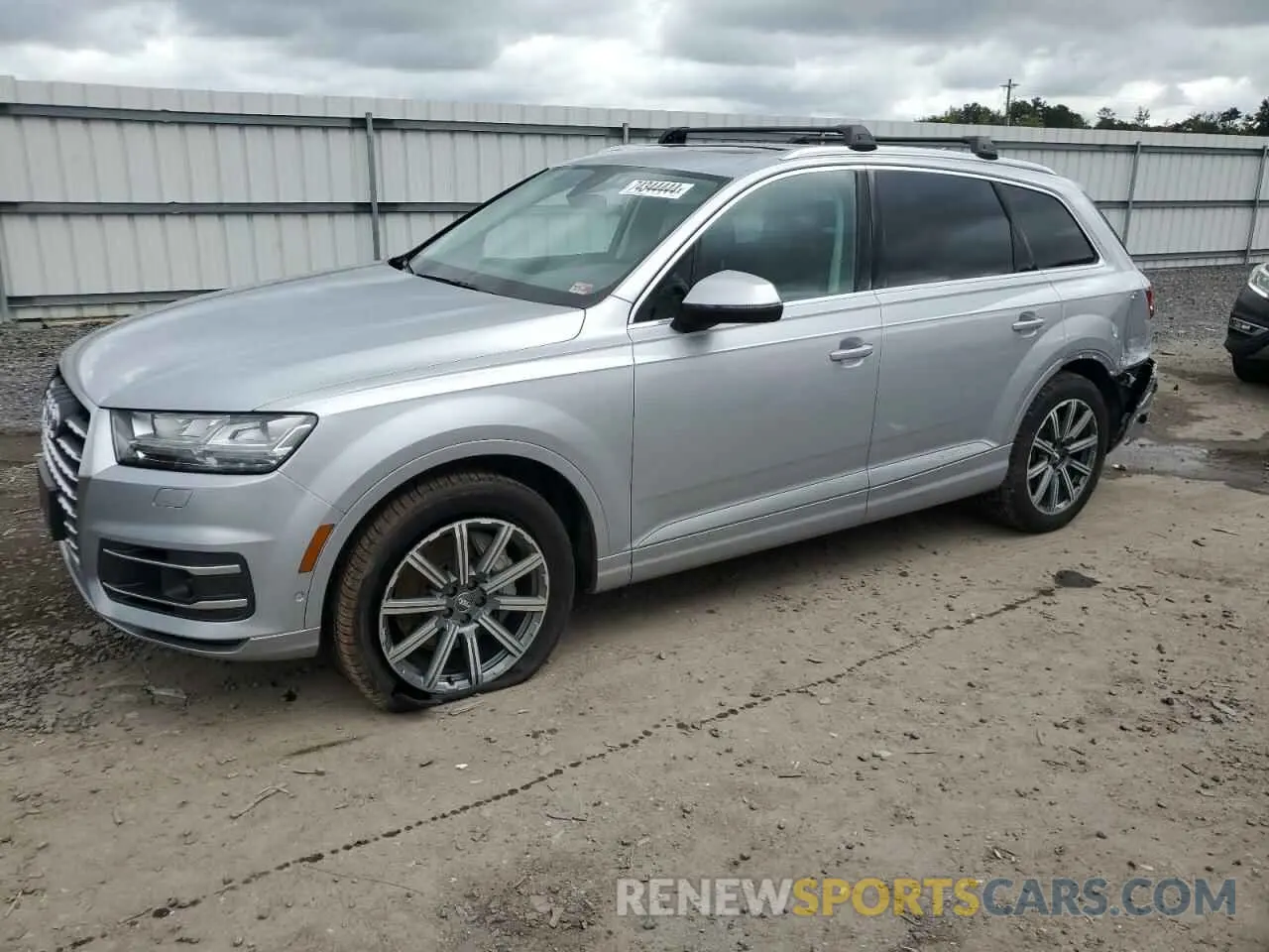1 Фотография поврежденного автомобиля WA1LHAF77KD033308 AUDI Q7 2019
