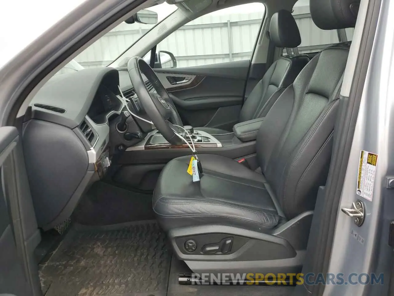 7 Фотография поврежденного автомобиля WA1LHAF77KD033308 AUDI Q7 2019