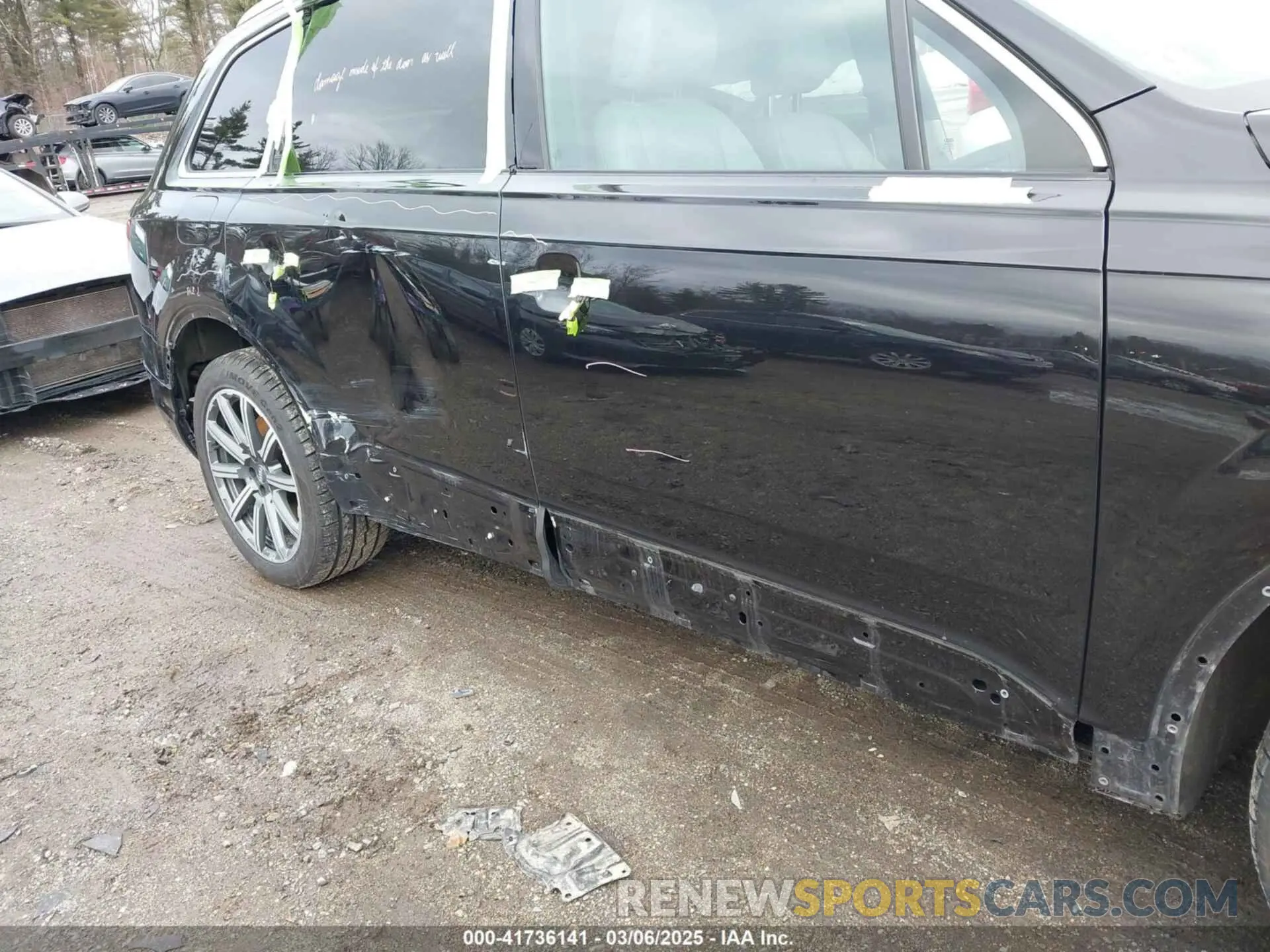 20 Photograph of a damaged car WA1LHAF77KD038525 AUDI Q7 2019