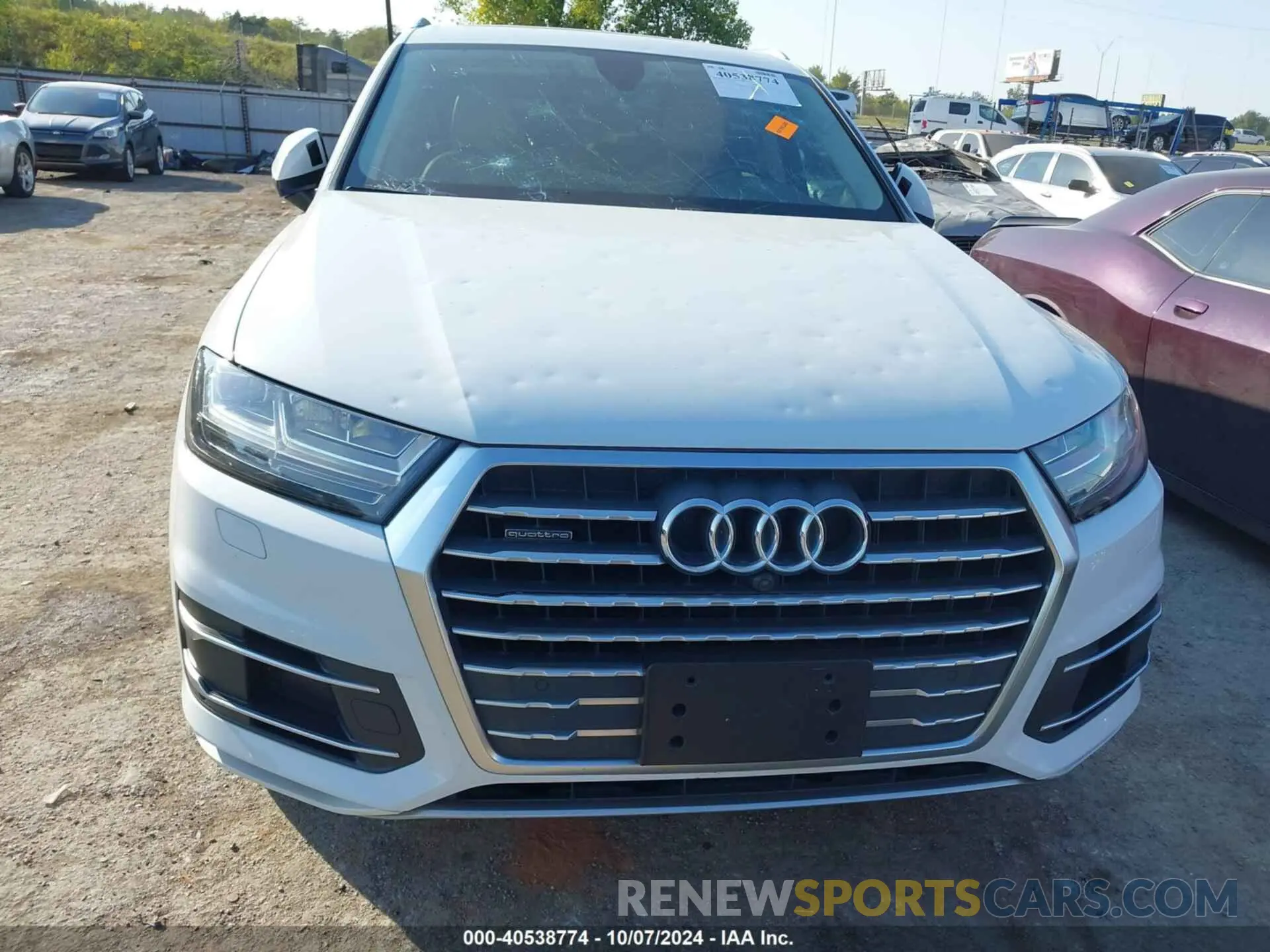 12 Фотография поврежденного автомобиля WA1LHAF77KD044020 AUDI Q7 2019