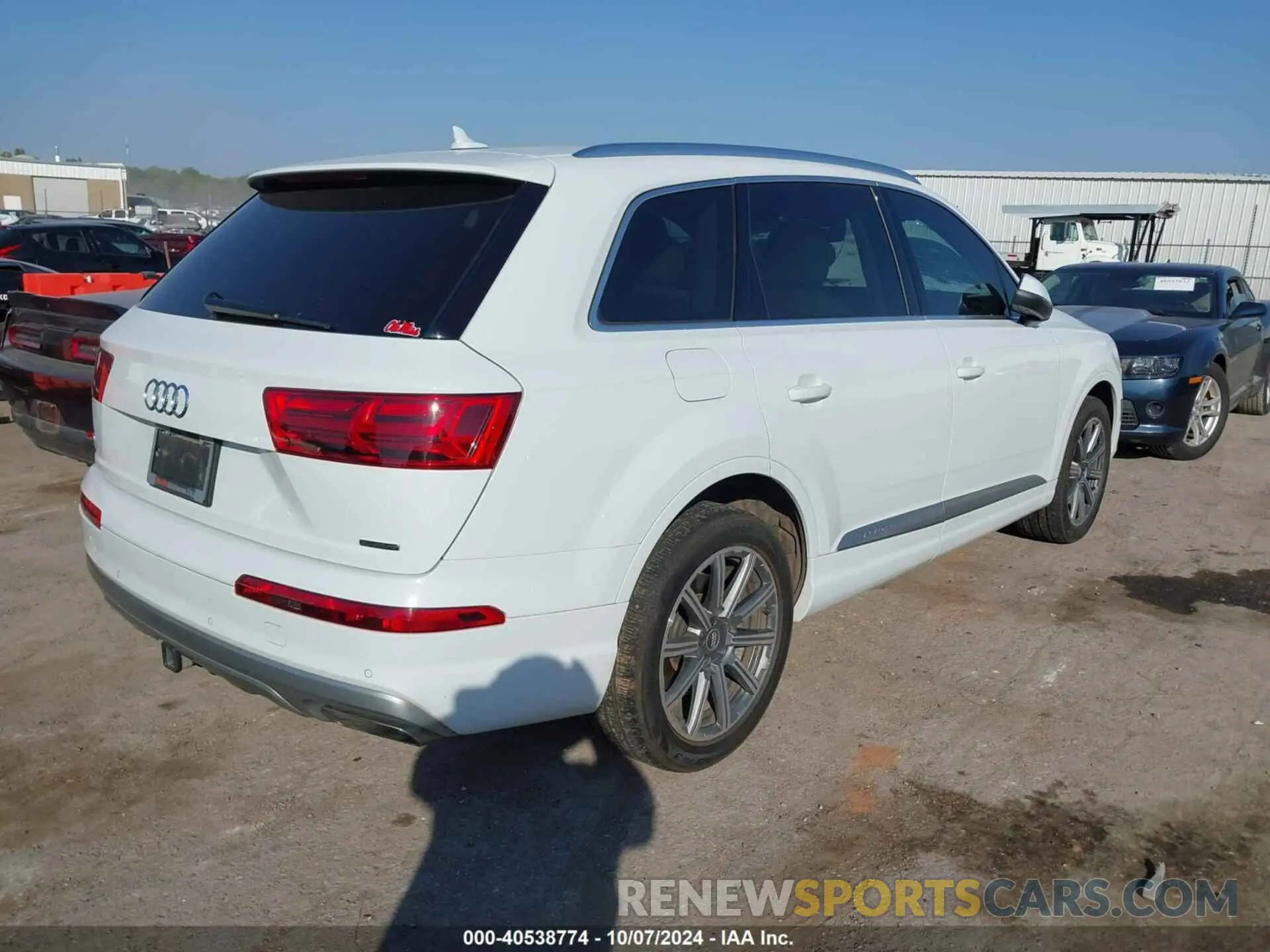 4 Фотография поврежденного автомобиля WA1LHAF77KD044020 AUDI Q7 2019