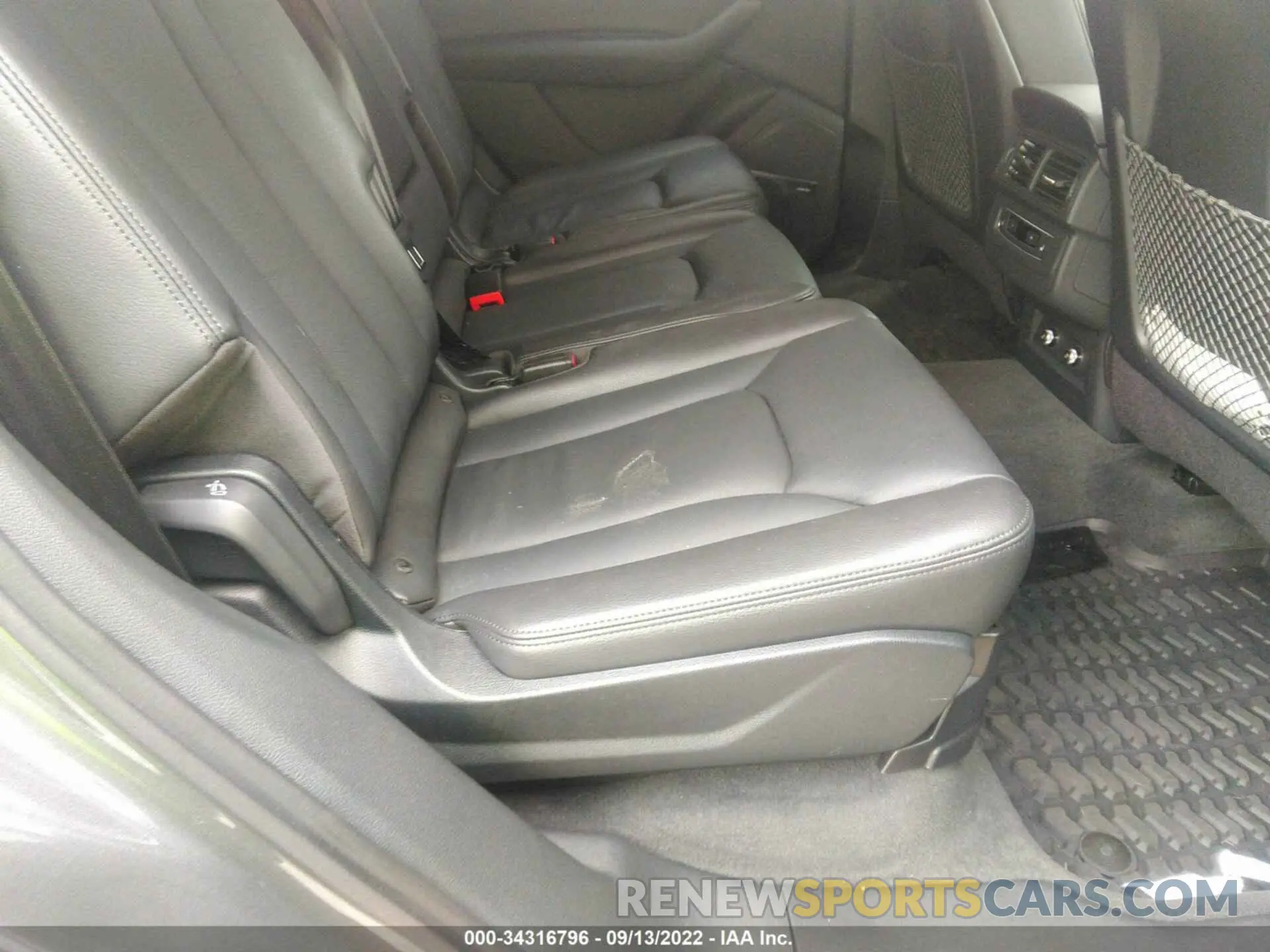 8 Фотография поврежденного автомобиля WA1LHAF78KD032345 AUDI Q7 2019
