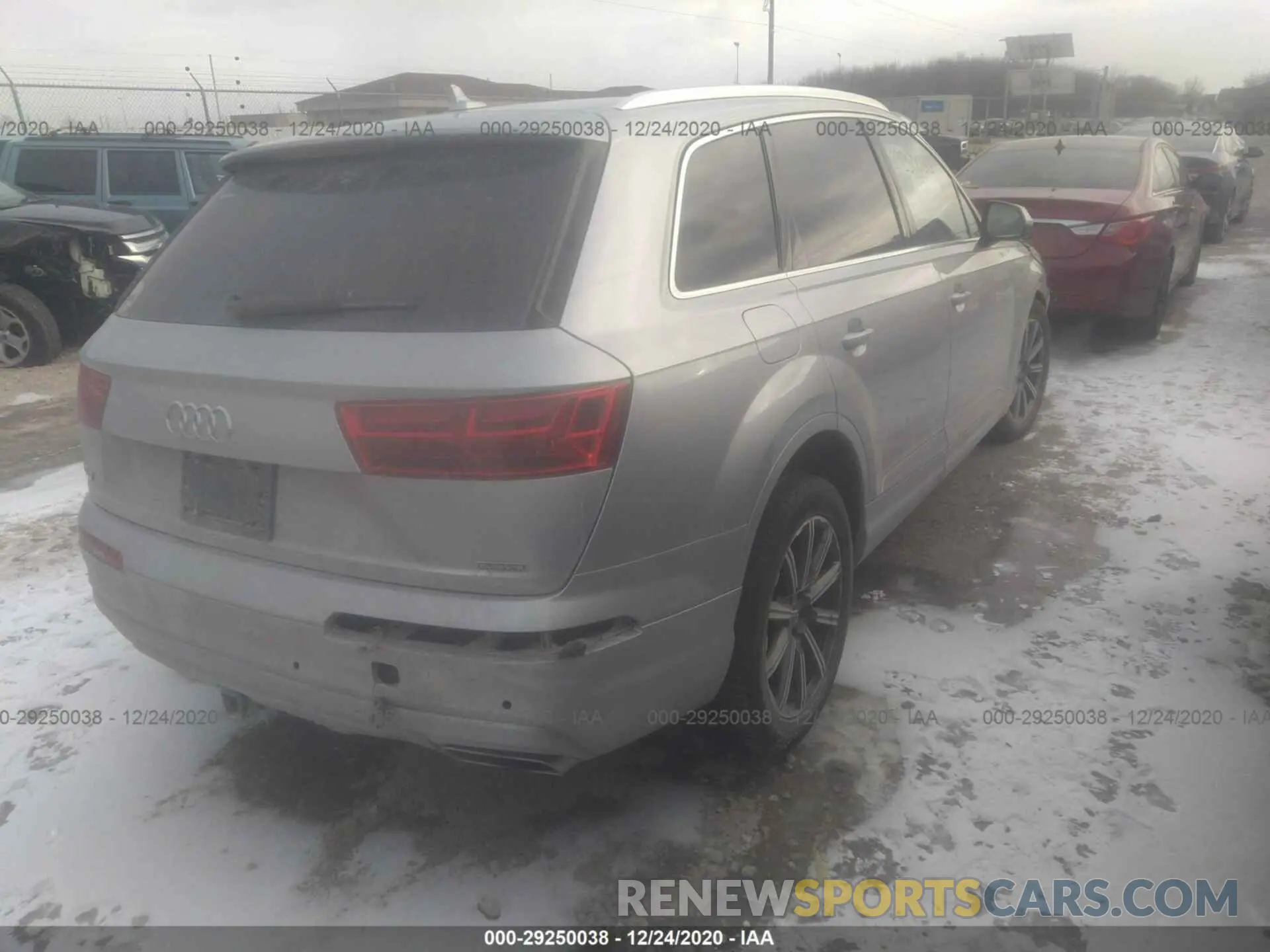 4 Photograph of a damaged car WA1LHAF79KD043919 AUDI Q7 2019