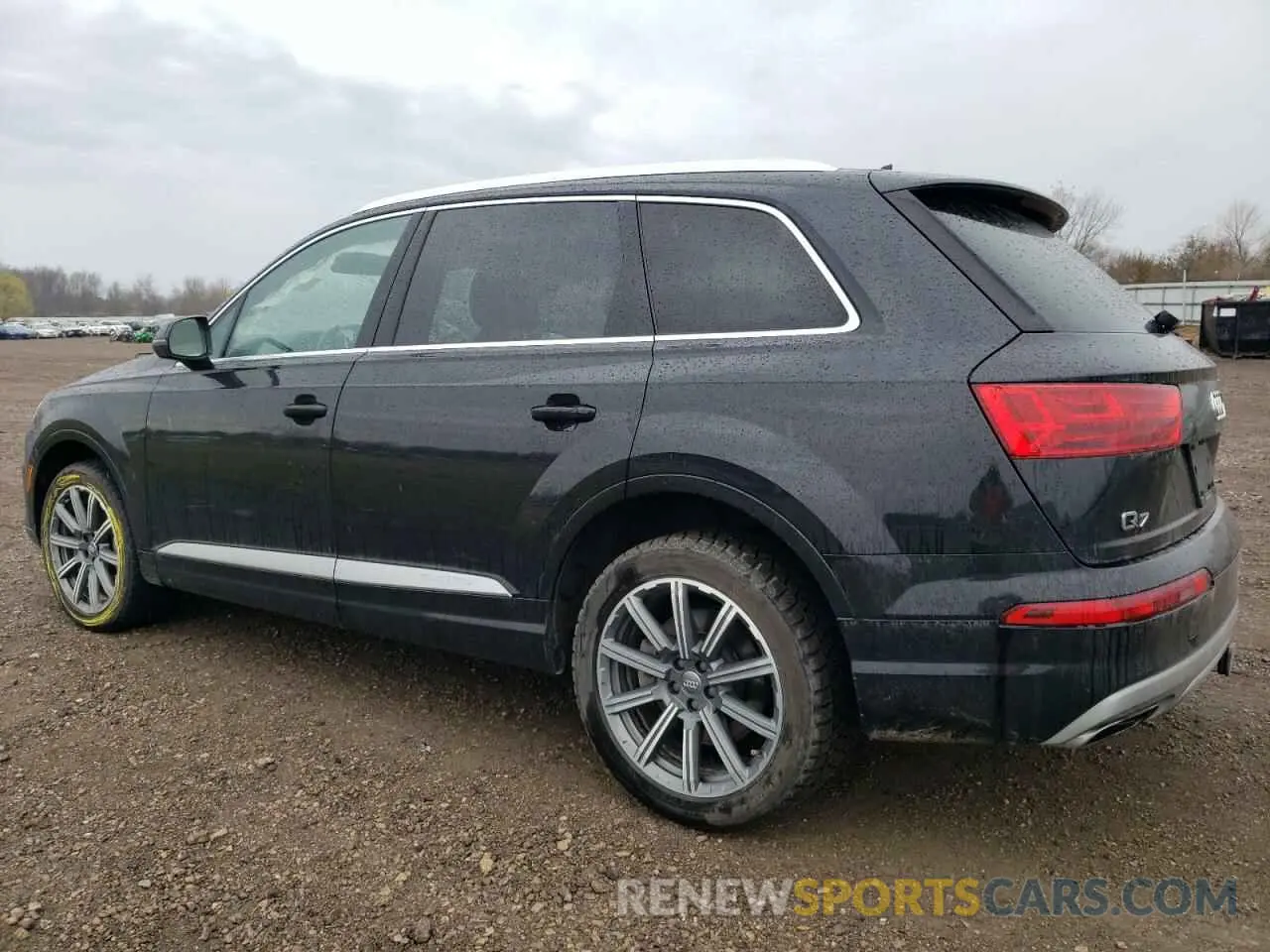 2 Photograph of a damaged car WA1LHAF7XKD028703 AUDI Q7 2019
