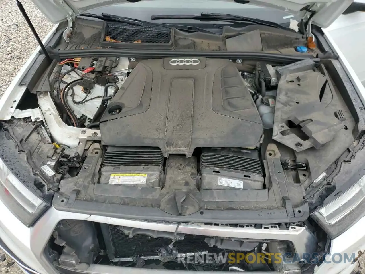 12 Photograph of a damaged car WA1LHAF7XKD038437 AUDI Q7 2019
