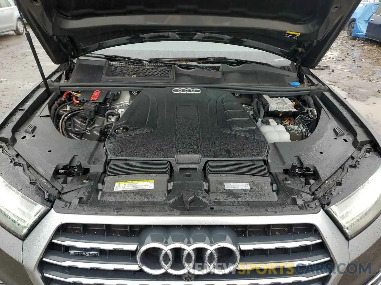 12 Фотография поврежденного автомобиля WA1LHAF7XKD042715 AUDI Q7 2019