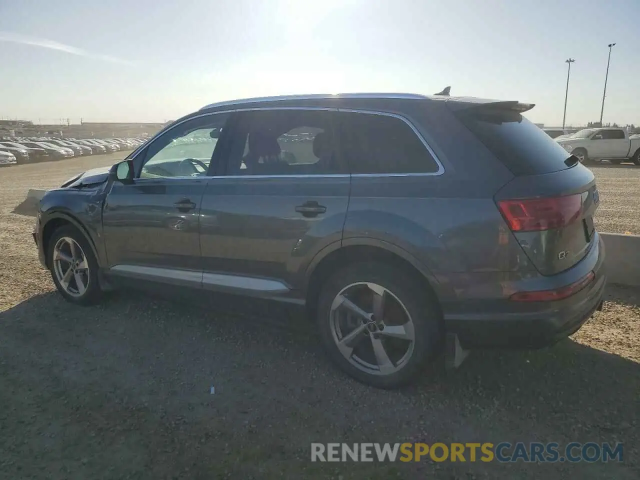 2 Фотография поврежденного автомобиля WA1MAAF73KD028745 AUDI Q7 2019