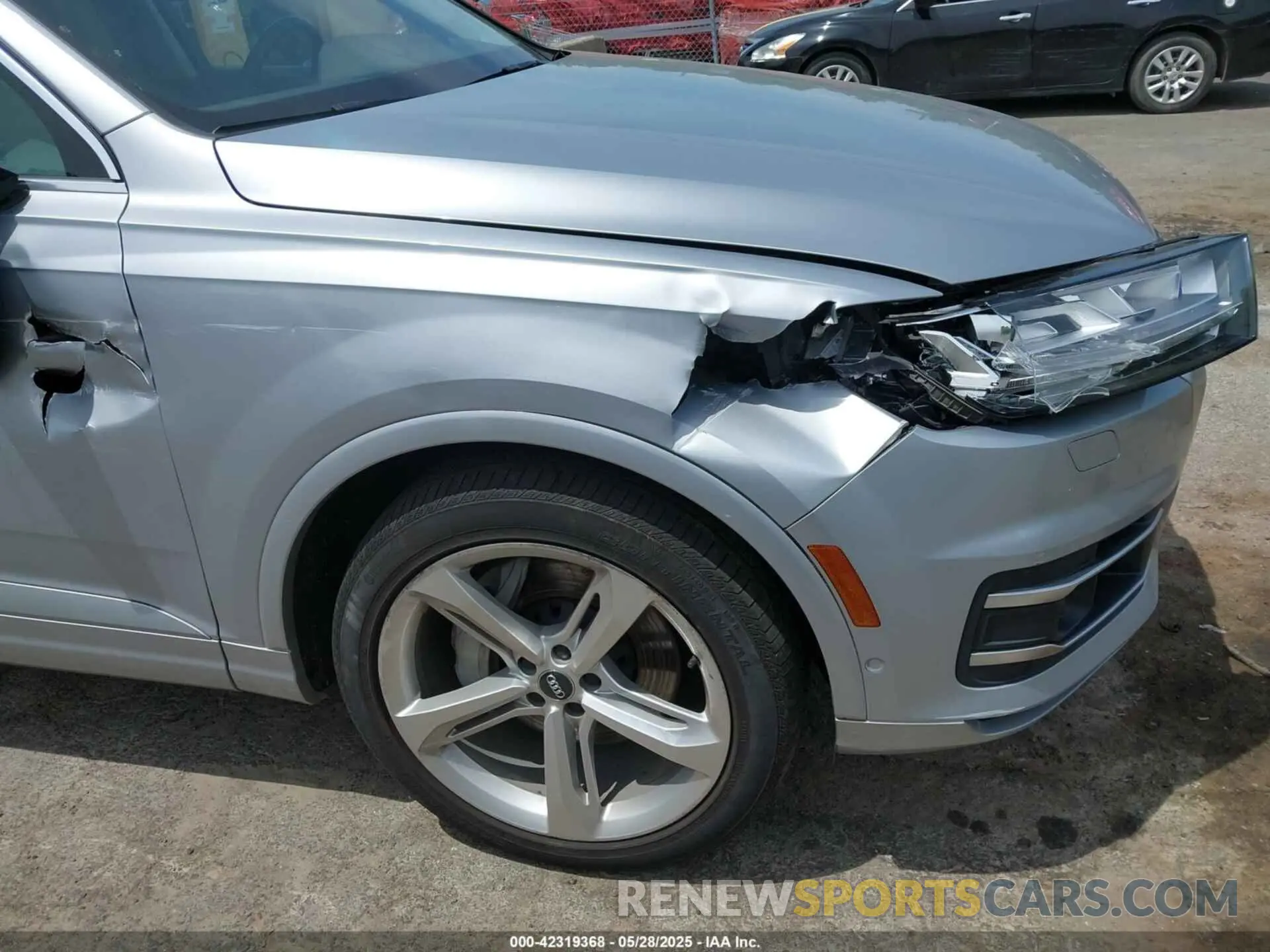 6 Photograph of a damaged car WA1VAAF70KD020350 AUDI Q7 2019