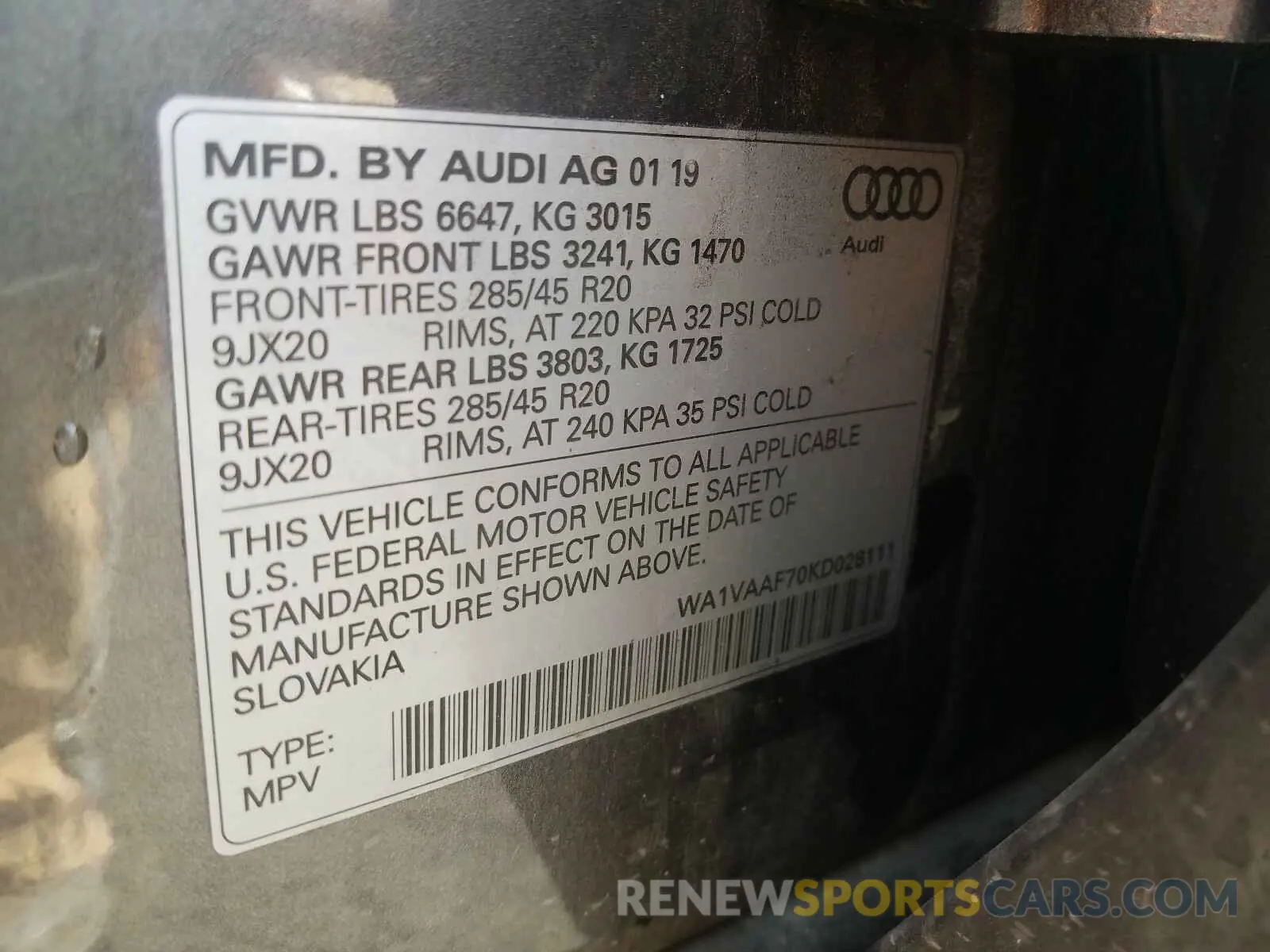 10 Photograph of a damaged car WA1VAAF70KD028111 AUDI Q7 2019