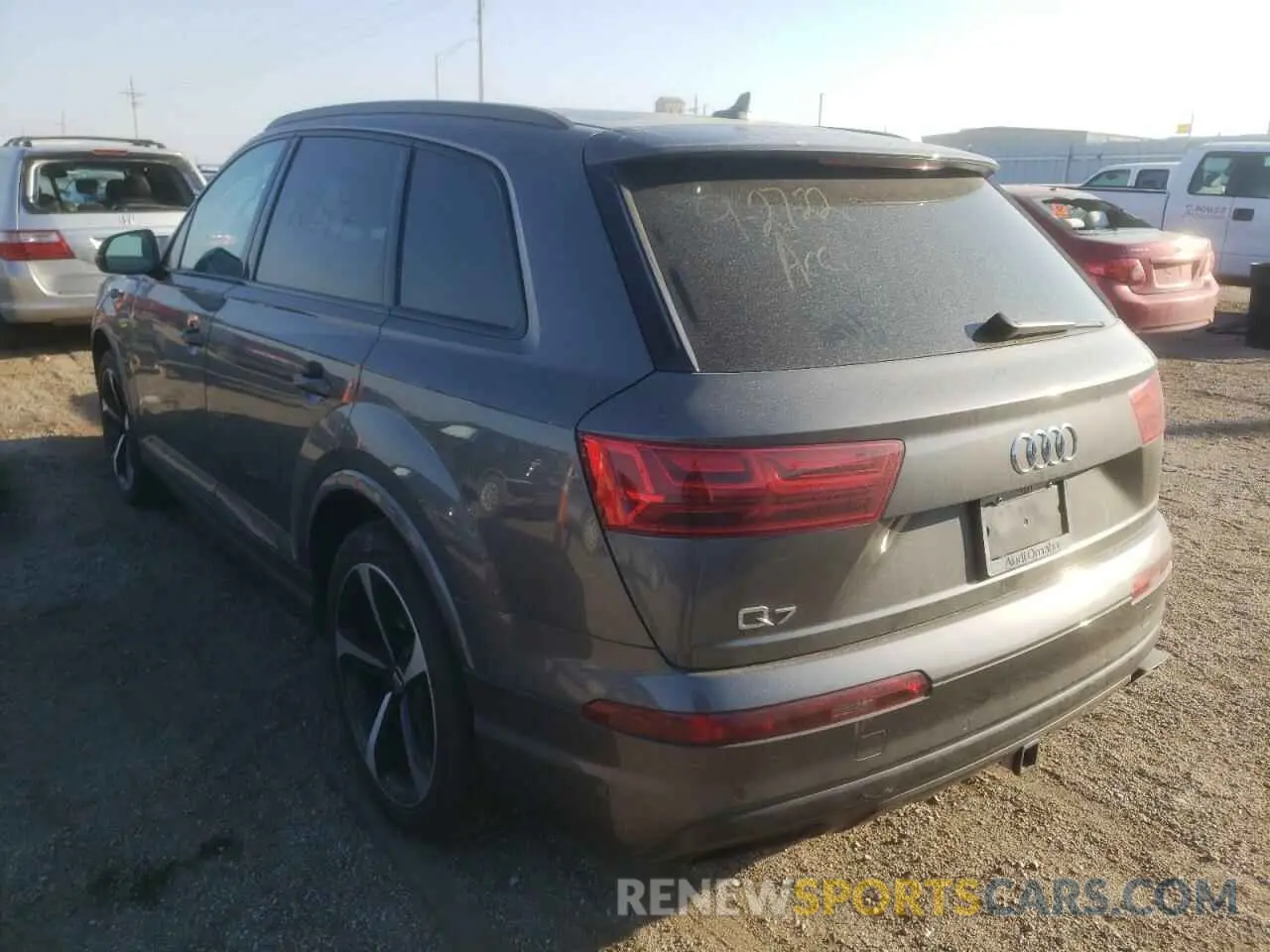 3 Фотография поврежденного автомобиля WA1VAAF71KD022933 AUDI Q7 2019