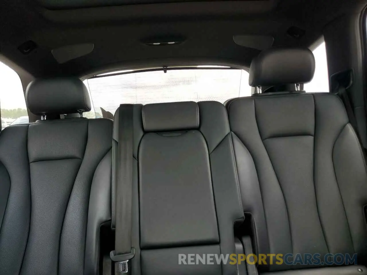 10 Фотография поврежденного автомобиля WA1VAAF71KD047623 AUDI Q7 2019