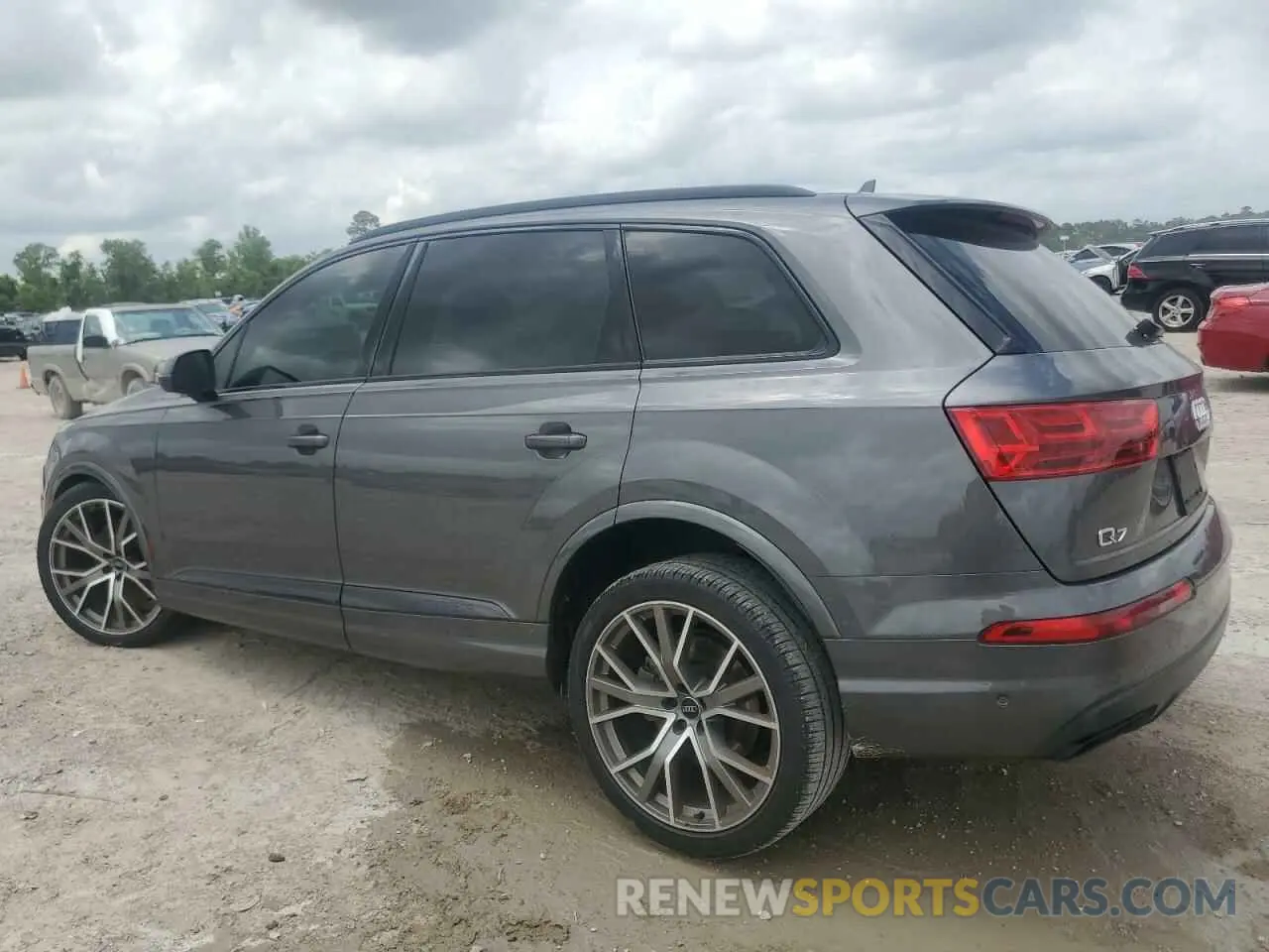 2 Фотография поврежденного автомобиля WA1VAAF71KD047623 AUDI Q7 2019