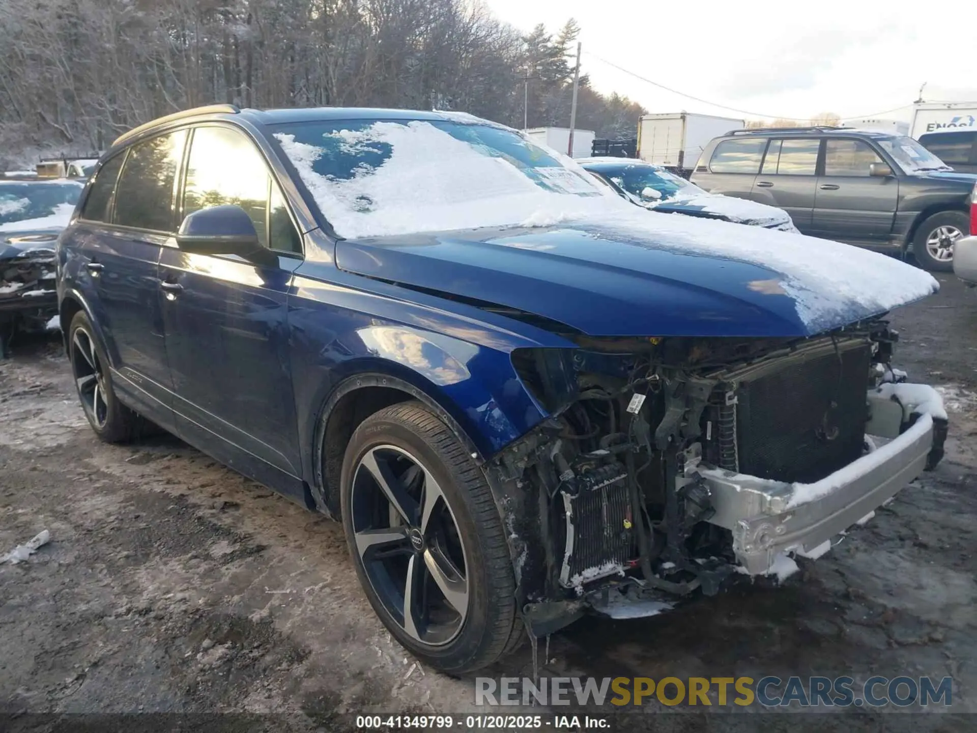 1 Photograph of a damaged car WA1VAAF72KD038123 AUDI Q7 2019