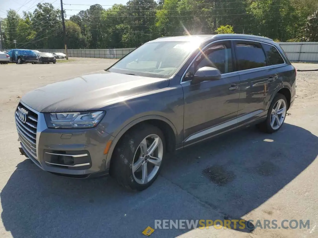 1 Фотография поврежденного автомобиля WA1VAAF73KD003364 AUDI Q7 2019