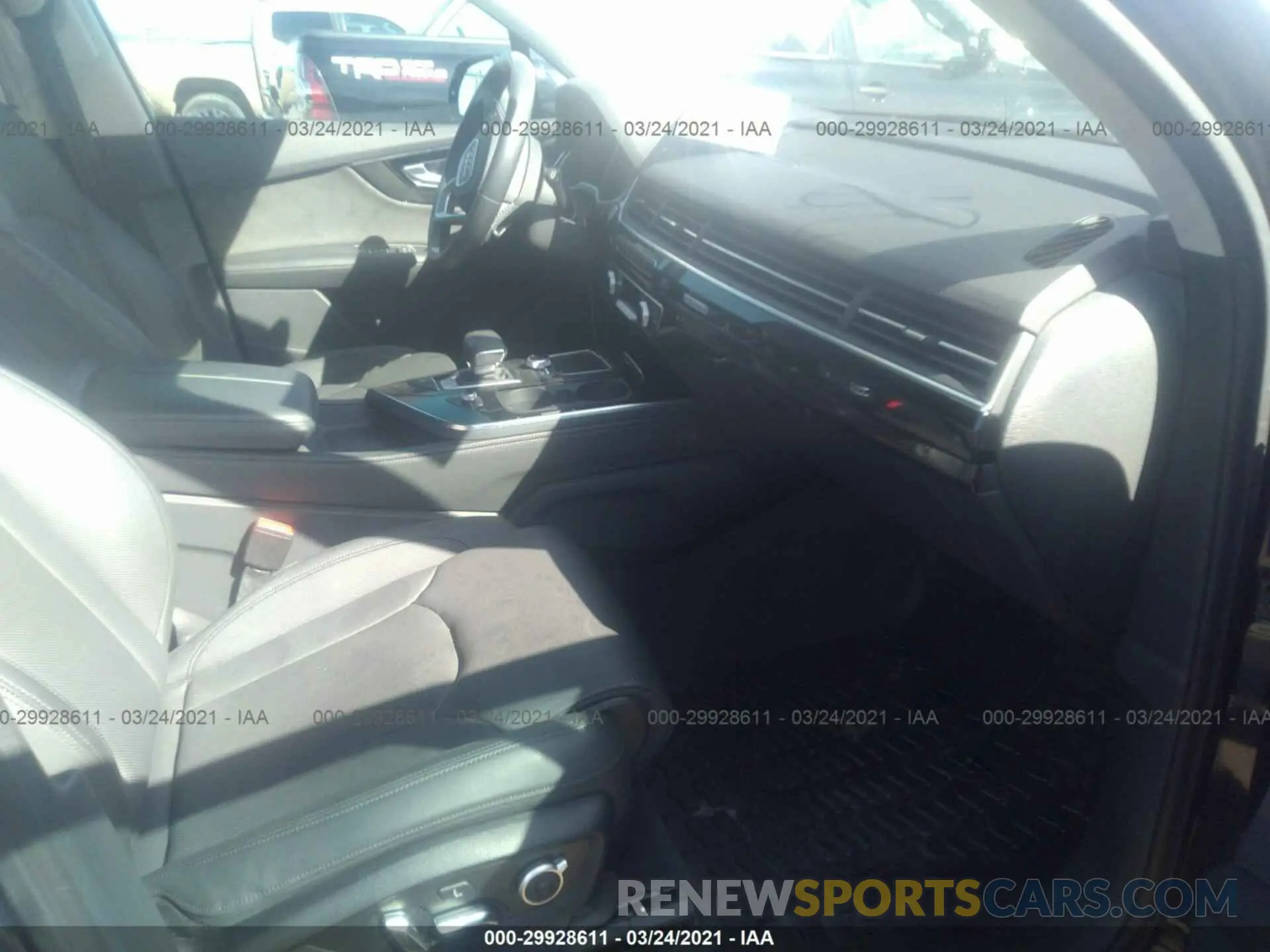 5 Photograph of a damaged car WA1VAAF73KD005793 AUDI Q7 2019