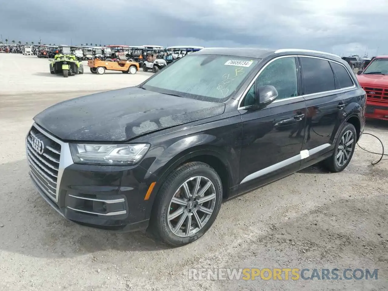 1 Photograph of a damaged car WA1VAAF73KD008564 AUDI Q7 2019