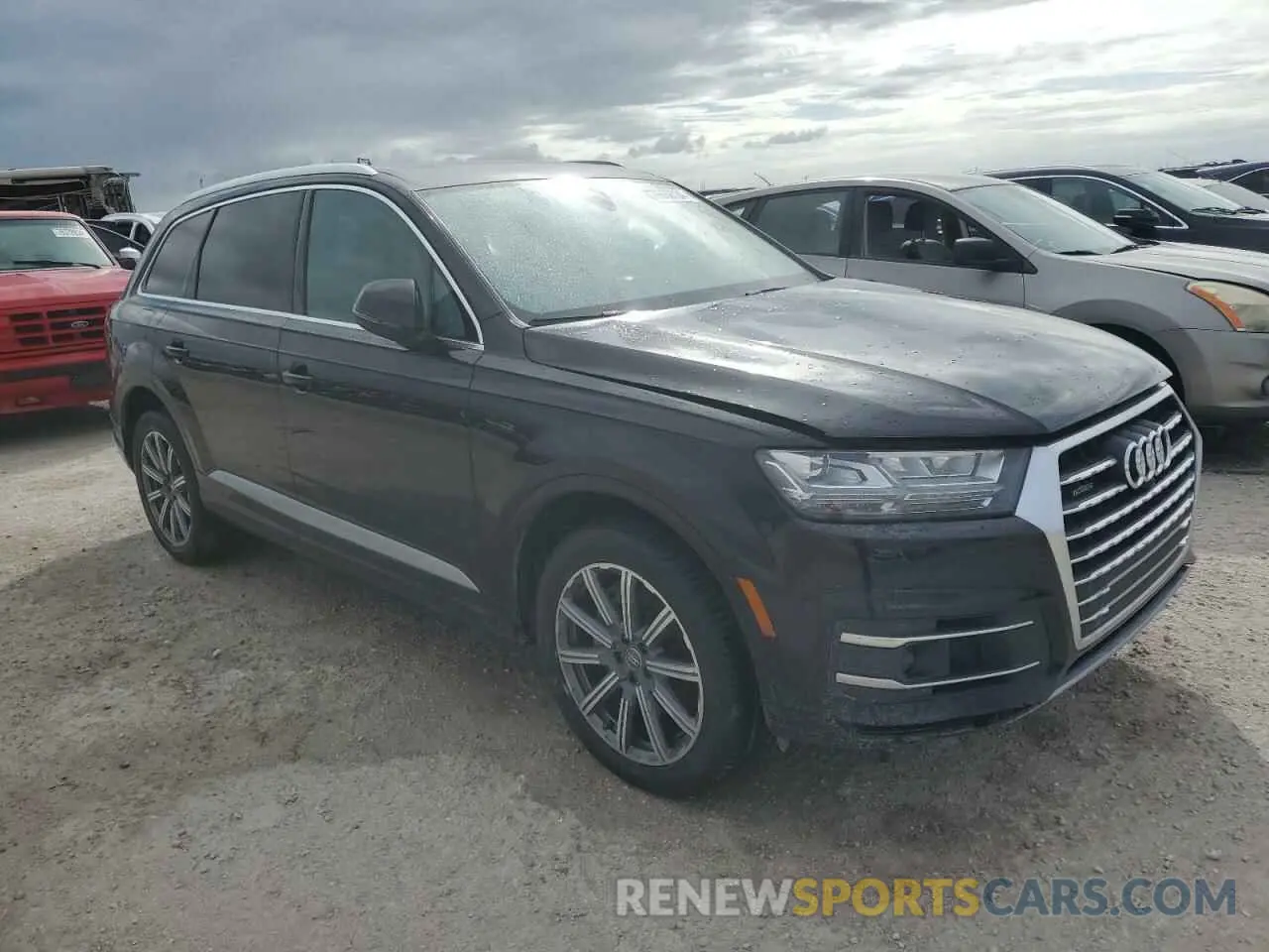 4 Photograph of a damaged car WA1VAAF73KD008564 AUDI Q7 2019