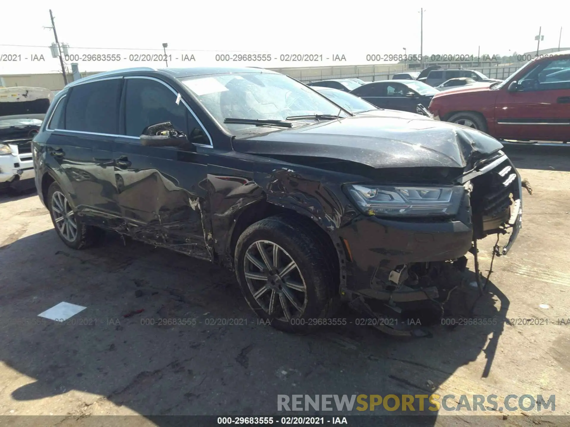 1 Photograph of a damaged car WA1VAAF74KD013336 AUDI Q7 2019