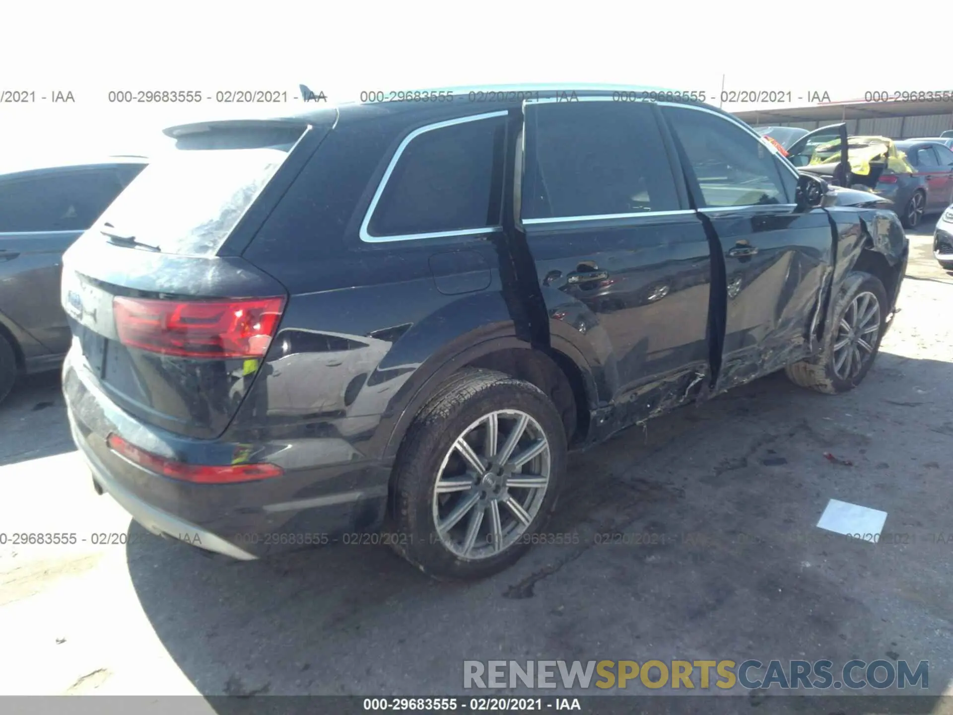 4 Photograph of a damaged car WA1VAAF74KD013336 AUDI Q7 2019