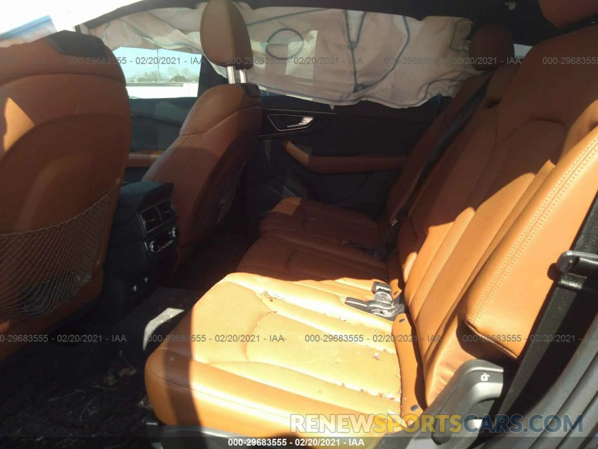 8 Photograph of a damaged car WA1VAAF74KD013336 AUDI Q7 2019
