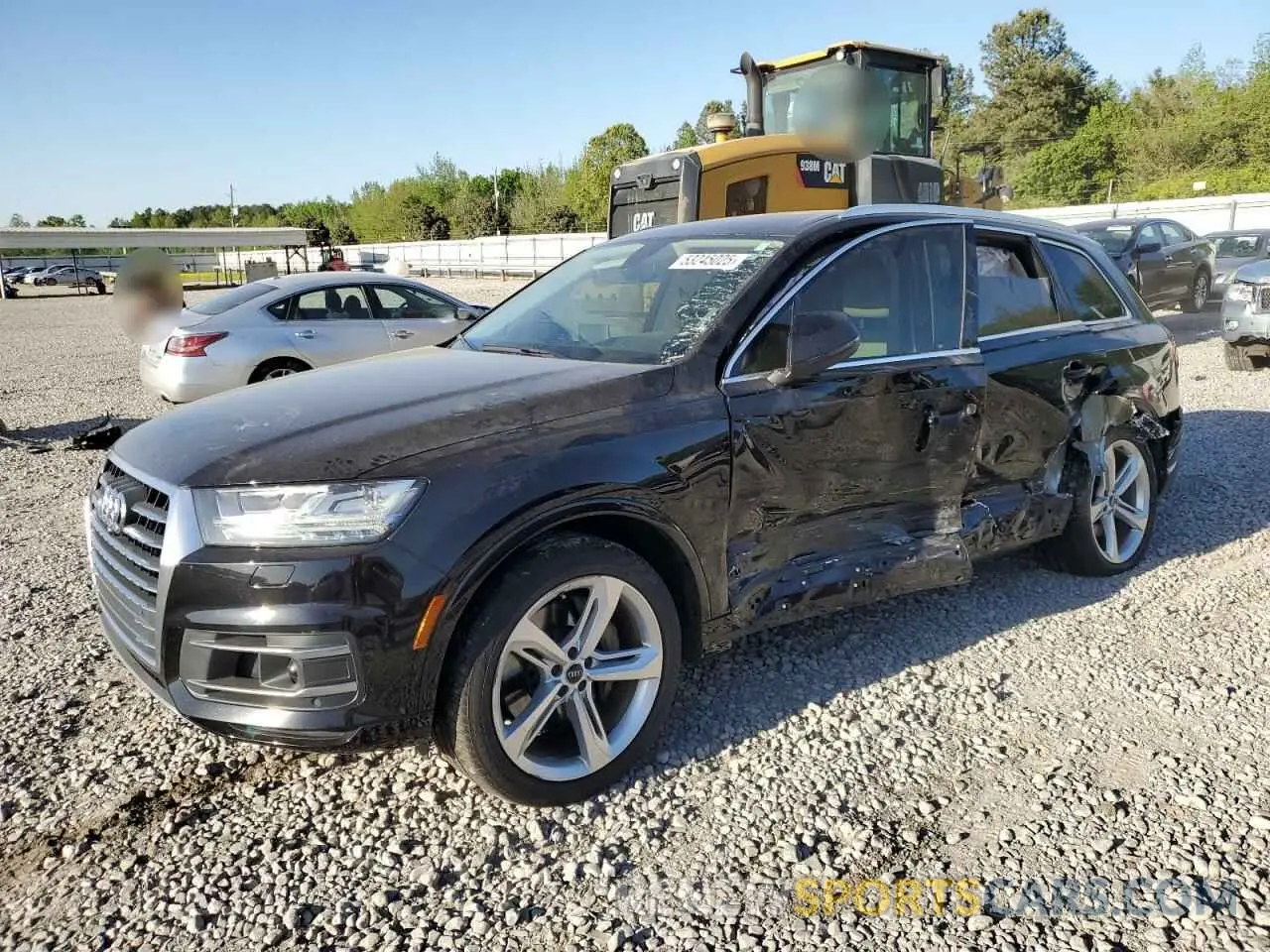 1 Photograph of a damaged car WA1VAAF74KD024417 AUDI Q7 2019