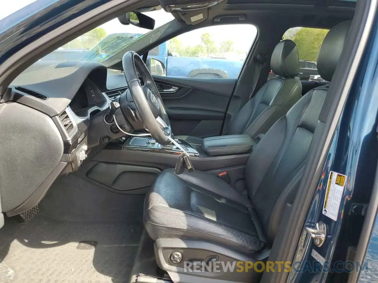 7 Фотография поврежденного автомобиля WA1VAAF74KD037247 AUDI Q7 2019