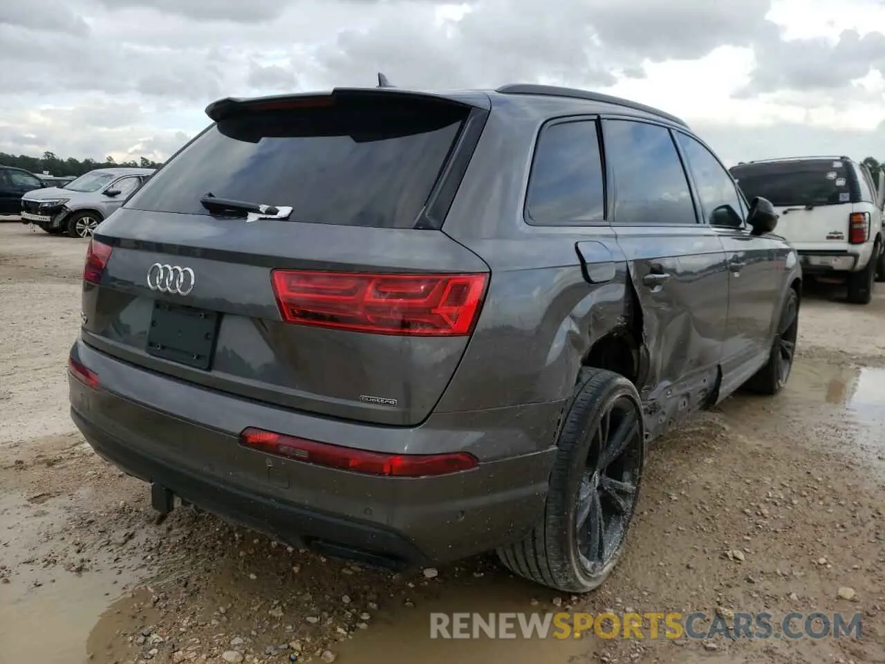 4 Photograph of a damaged car WA1VAAF74KD047065 AUDI Q7 2019