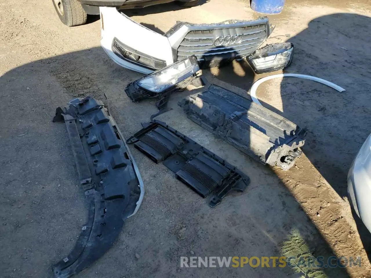 13 Photograph of a damaged car WA1VAAF75KD011398 AUDI Q7 2019