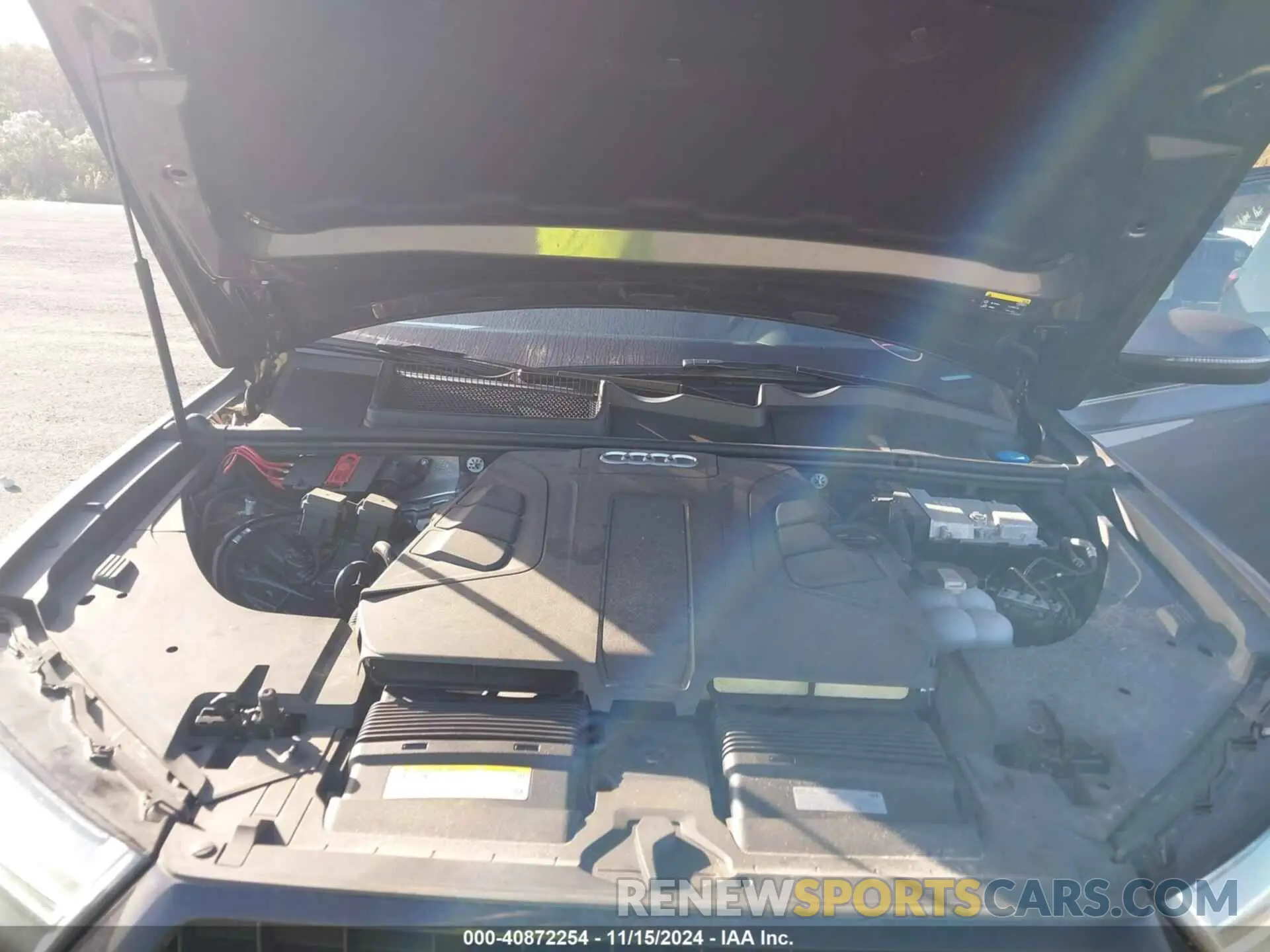 10 Фотография поврежденного автомобиля WA1VAAF76KD032924 AUDI Q7 2019