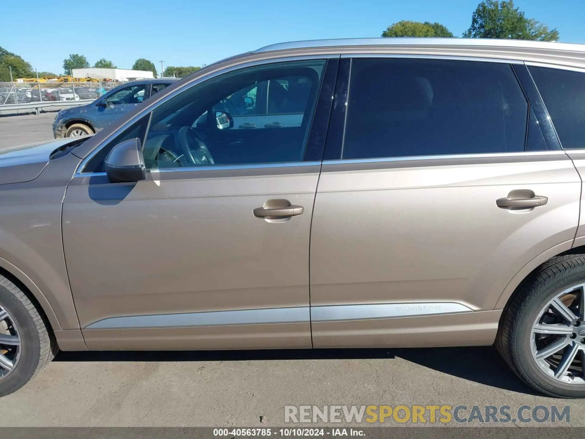 14 Фотография поврежденного автомобиля WA1VAAF77KD017557 AUDI Q7 2019