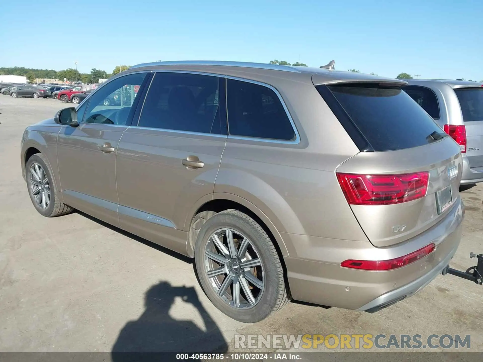 3 Фотография поврежденного автомобиля WA1VAAF77KD017557 AUDI Q7 2019