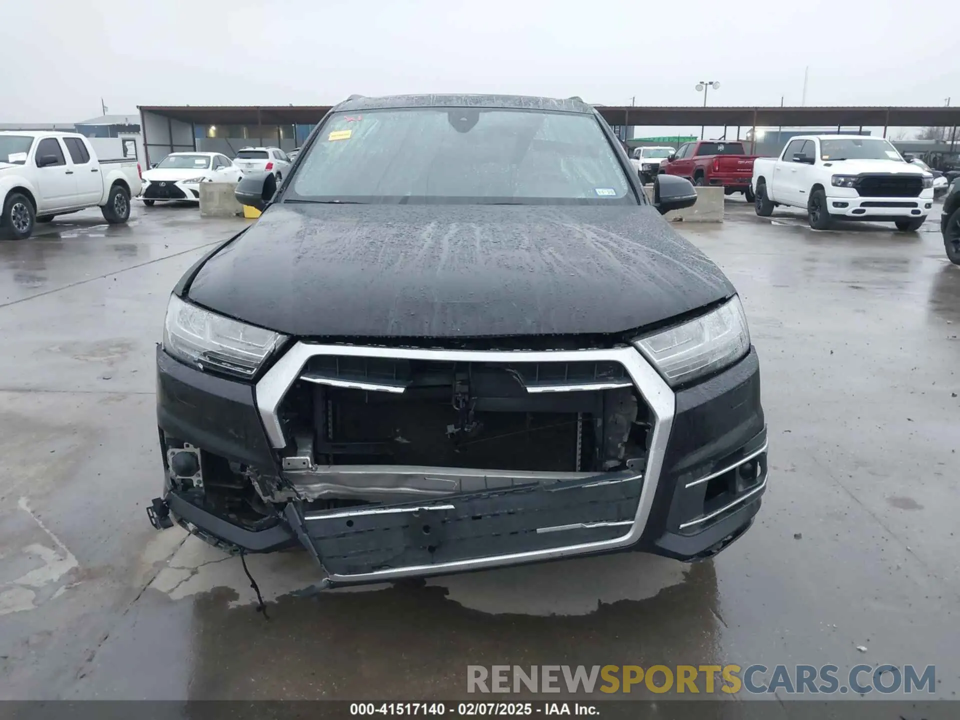 13 Photograph of a damaged car WA1VAAF77KD024993 AUDI Q7 2019