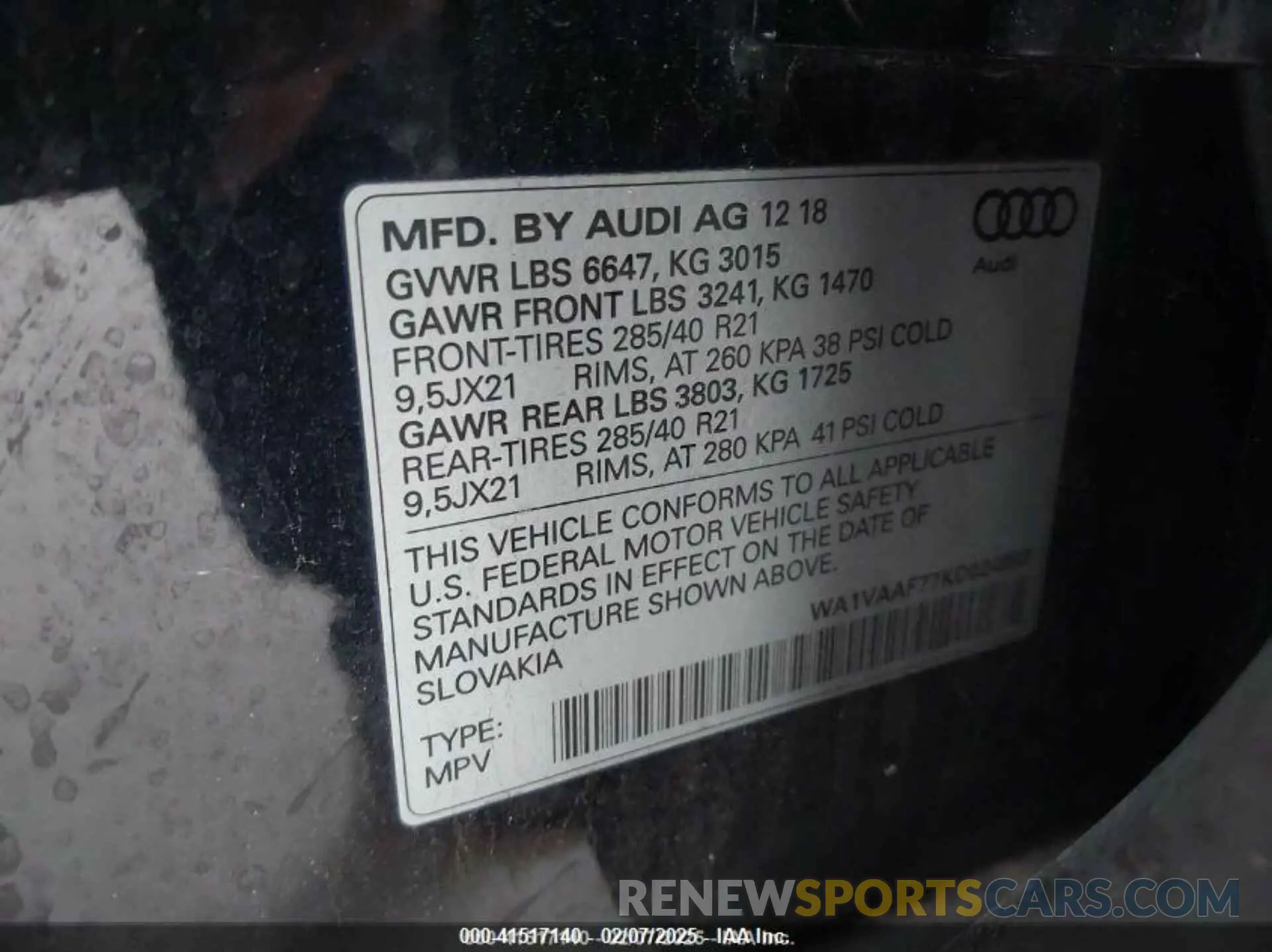 20 Photograph of a damaged car WA1VAAF77KD024993 AUDI Q7 2019