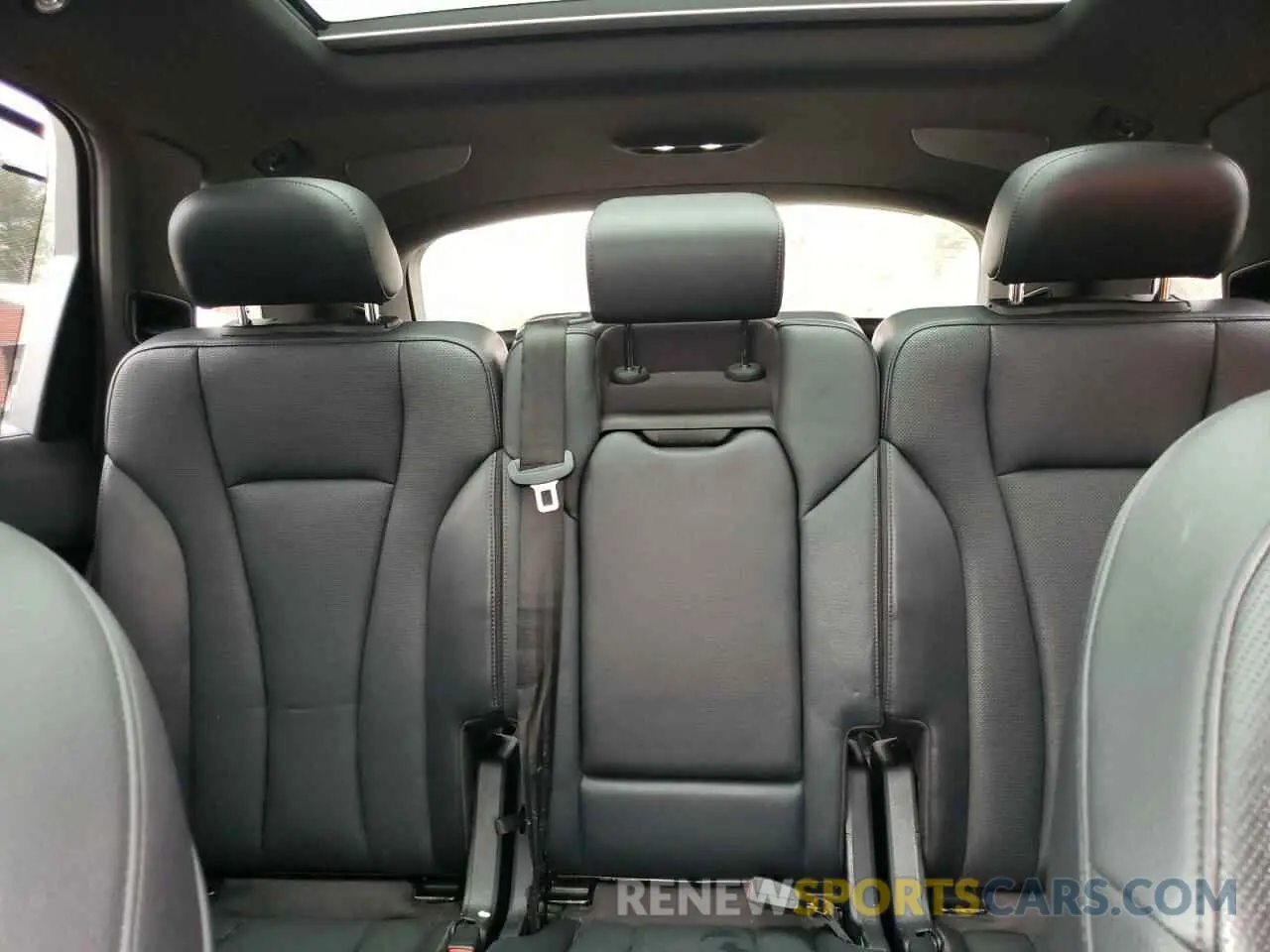 10 Фотография поврежденного автомобиля WA1VAAF77KD047609 AUDI Q7 2019
