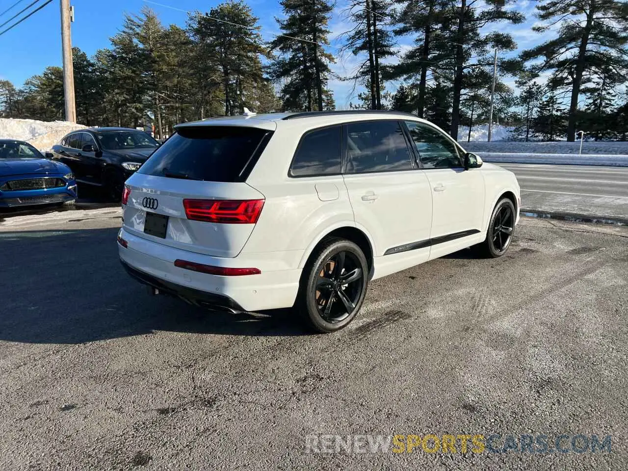 4 Фотография поврежденного автомобиля WA1VAAF78KD011542 AUDI Q7 2019