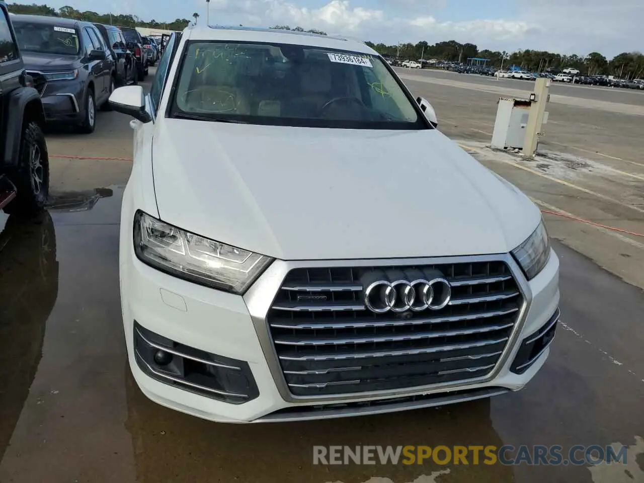 5 Photograph of a damaged car WA1VAAF78KD012237 AUDI Q7 2019