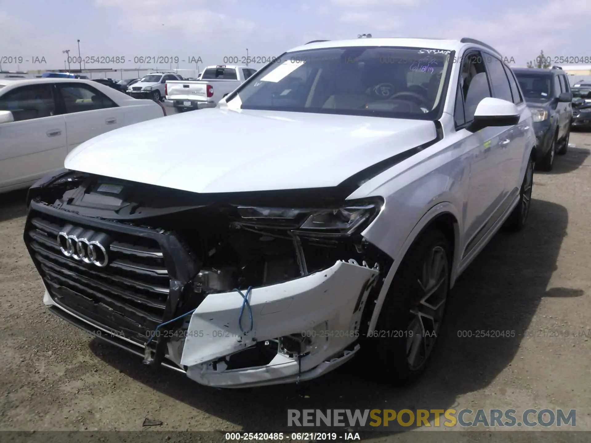 2 Photograph of a damaged car WA1VAAF78KD036425 AUDI Q7 2019