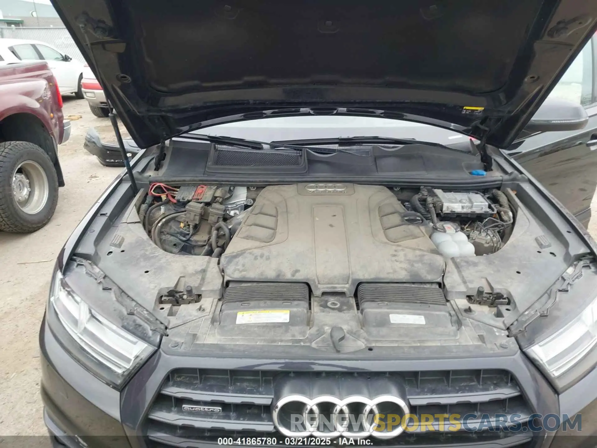 10 Фотография поврежденного автомобиля WA1VAAF79KD004597 AUDI Q7 2019